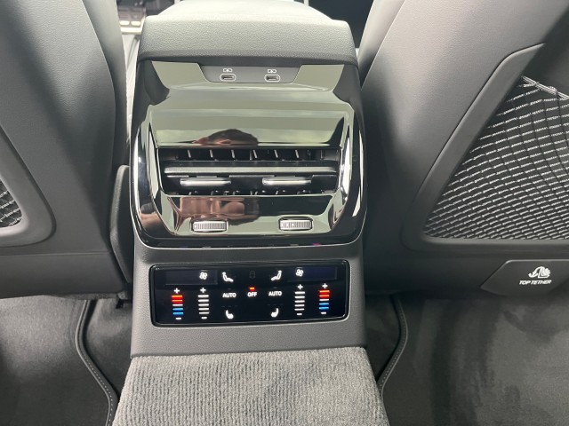 AUDI A6 allroad TDI quattro 220 kW S tronic-image-17