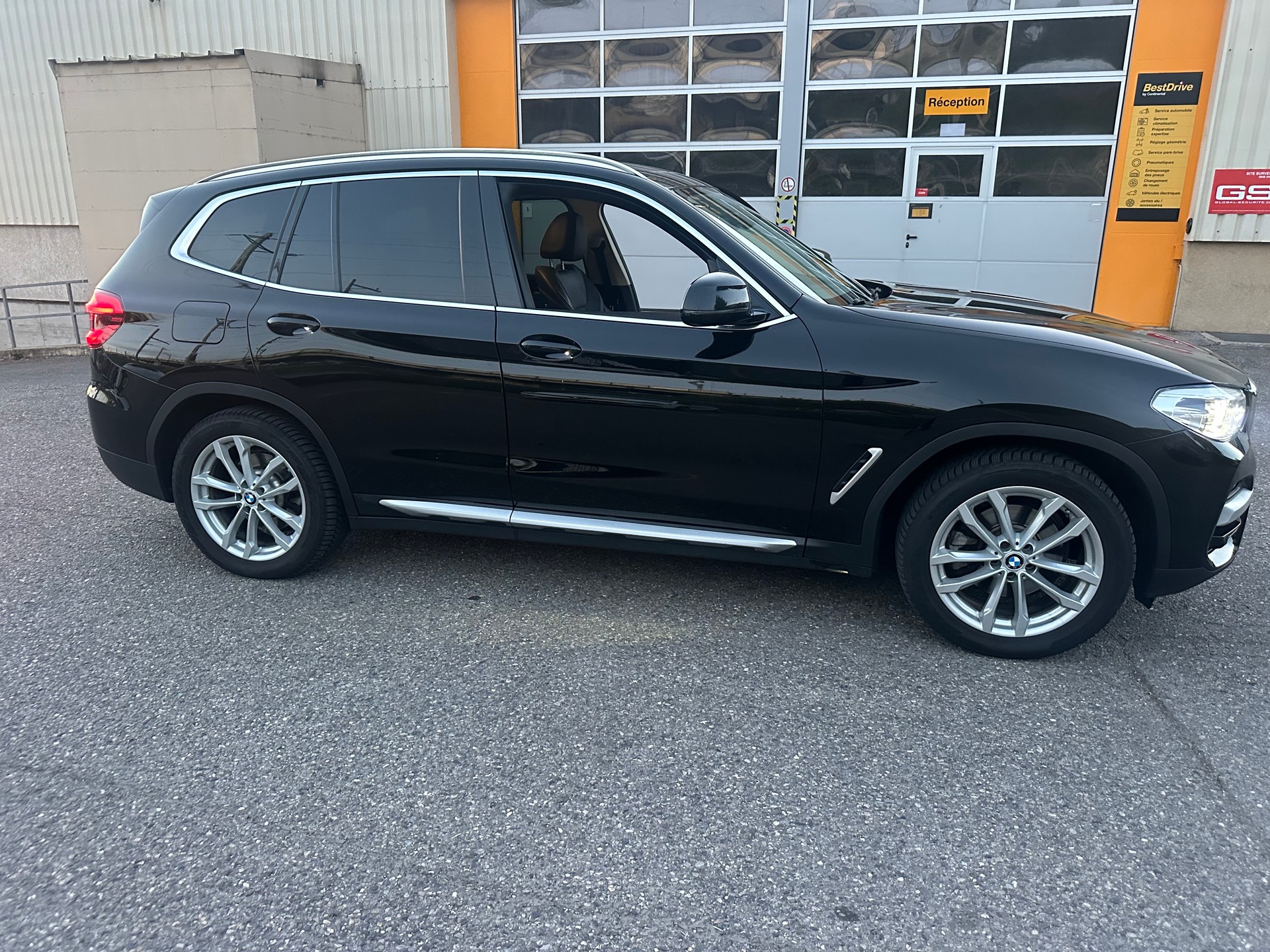 BMW X3 xDrive 20d xLine Steptronic-image-3
