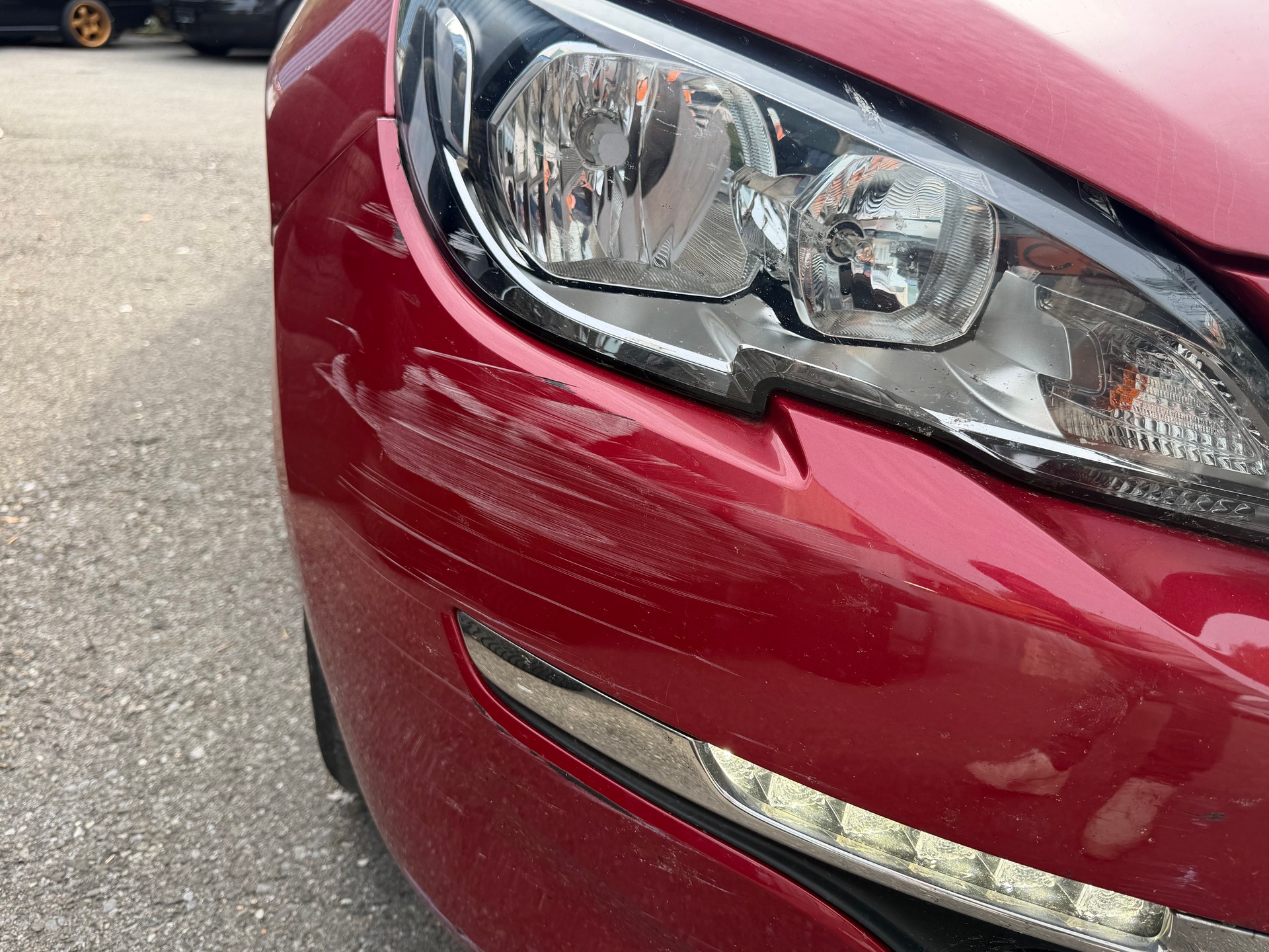 PEUGEOT 308 1.2 THP Style Automatic-image-11
