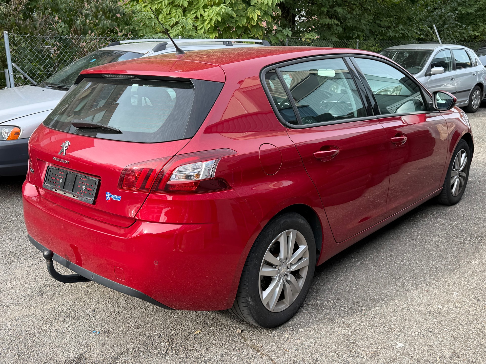 PEUGEOT 308 1.2 THP Style Automatic-image-4