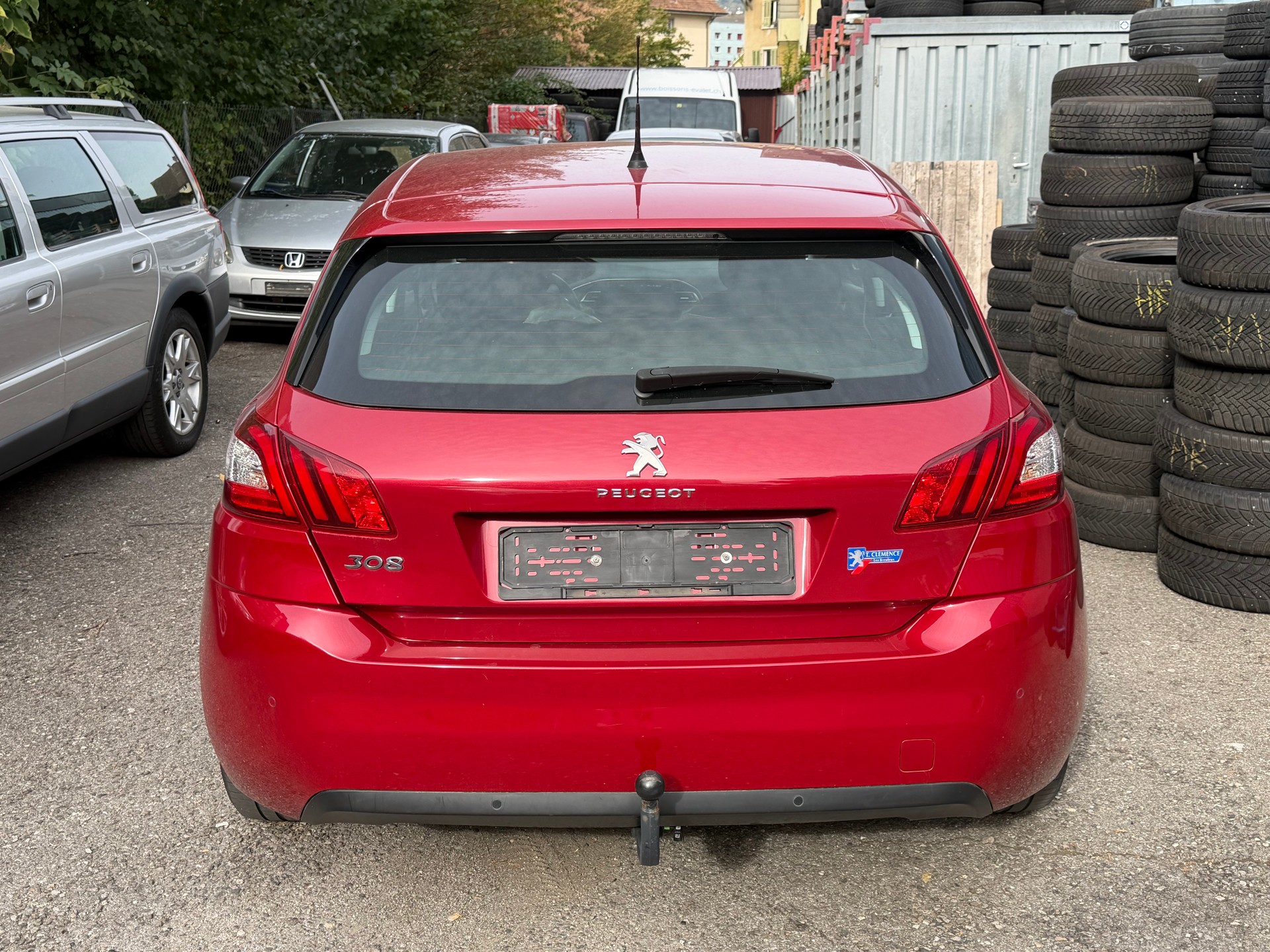 PEUGEOT 308 1.2 THP Style Automatic-image-3