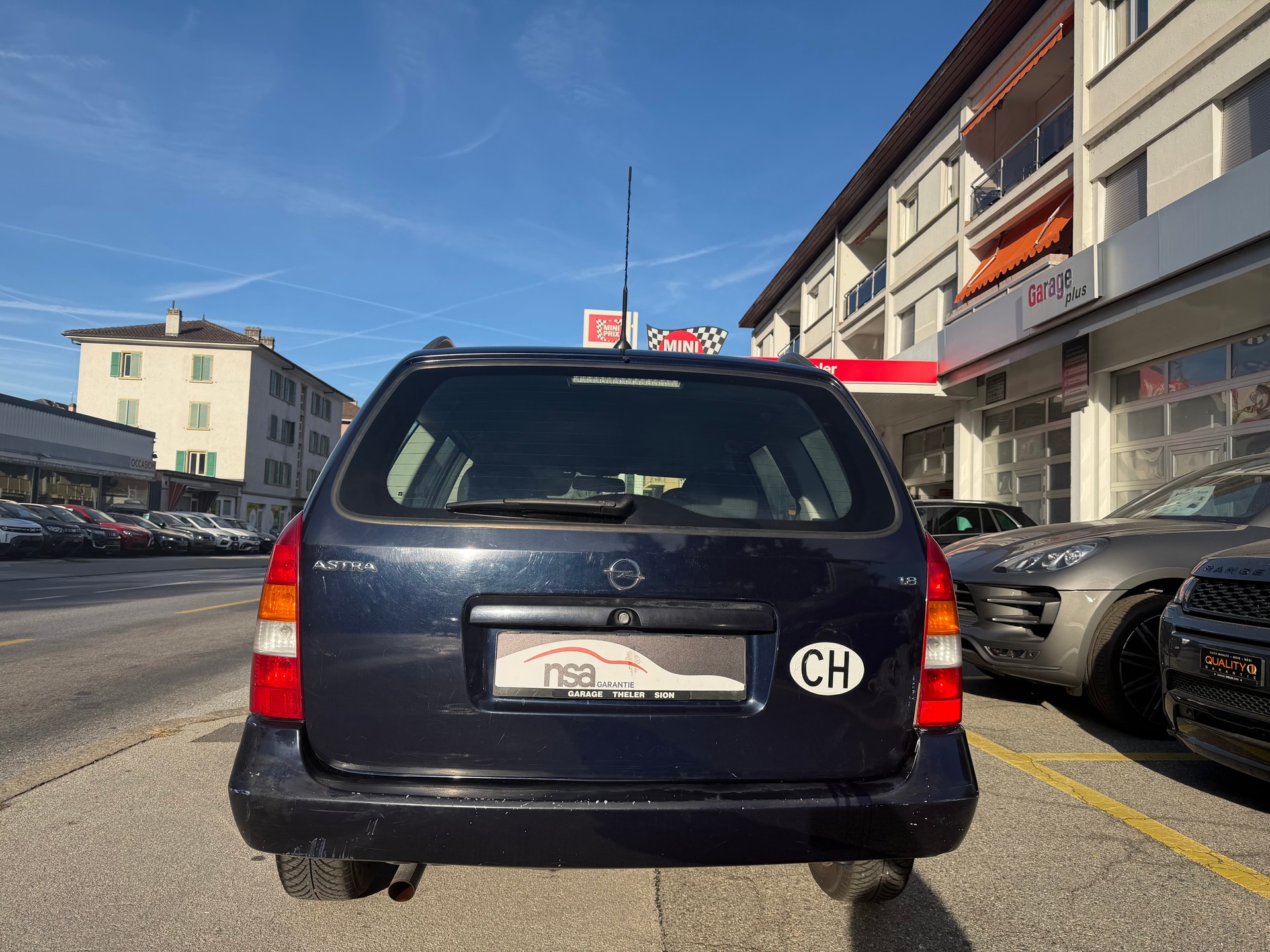 OPEL Astra Caravan 1.8i 16V Comfort-image-2