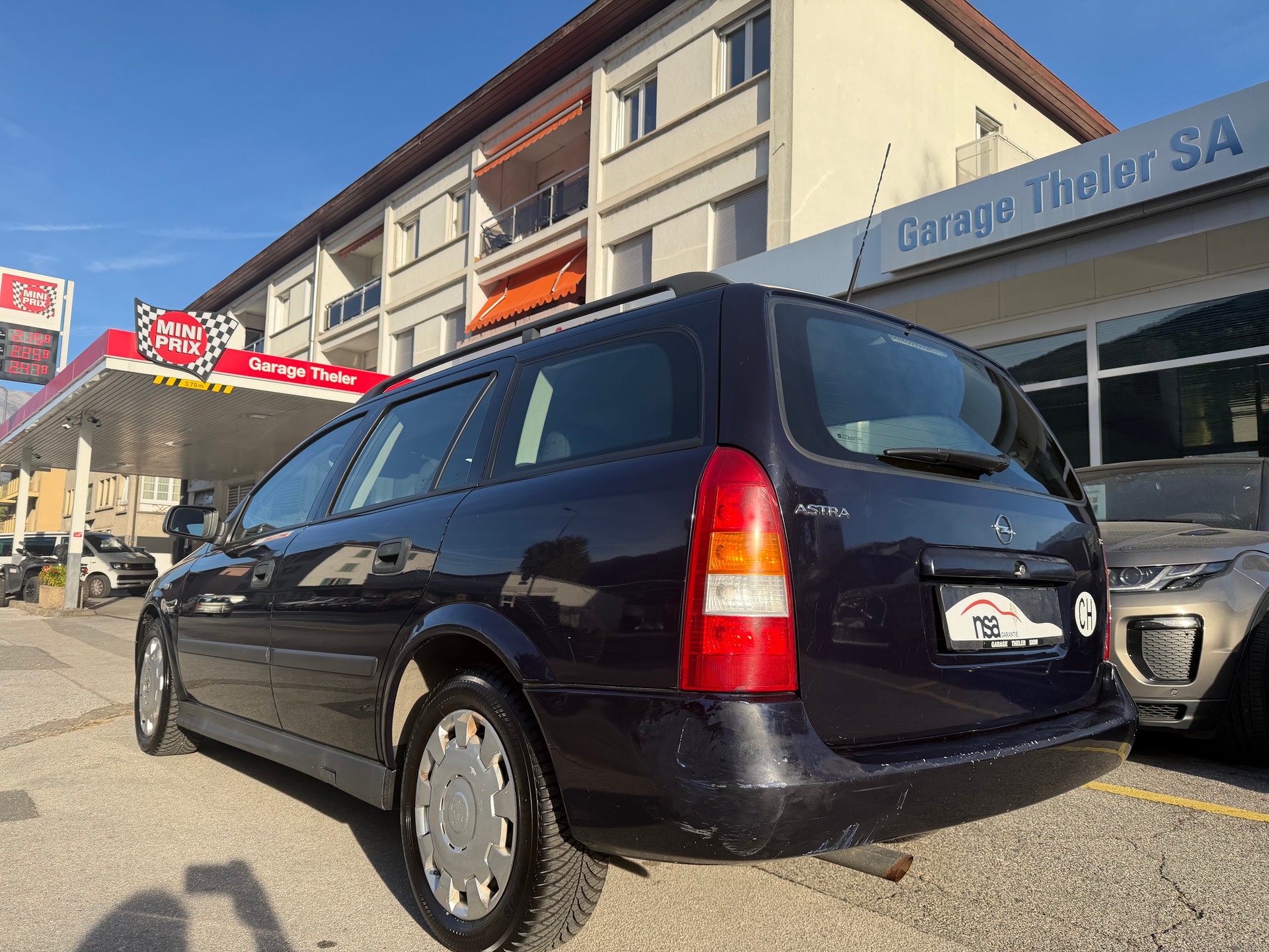 OPEL Astra Caravan 1.8i 16V Comfort-image-1