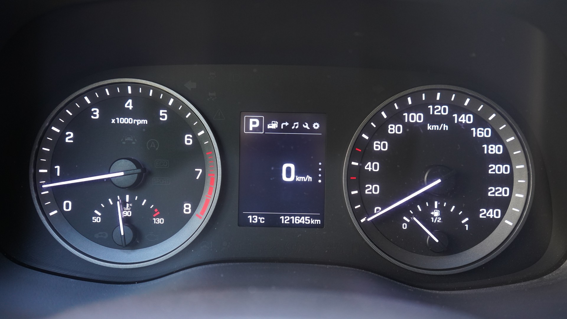 HYUNDAI Tucson 1.6 TGDI Vertex 4WD Automatic-image-8