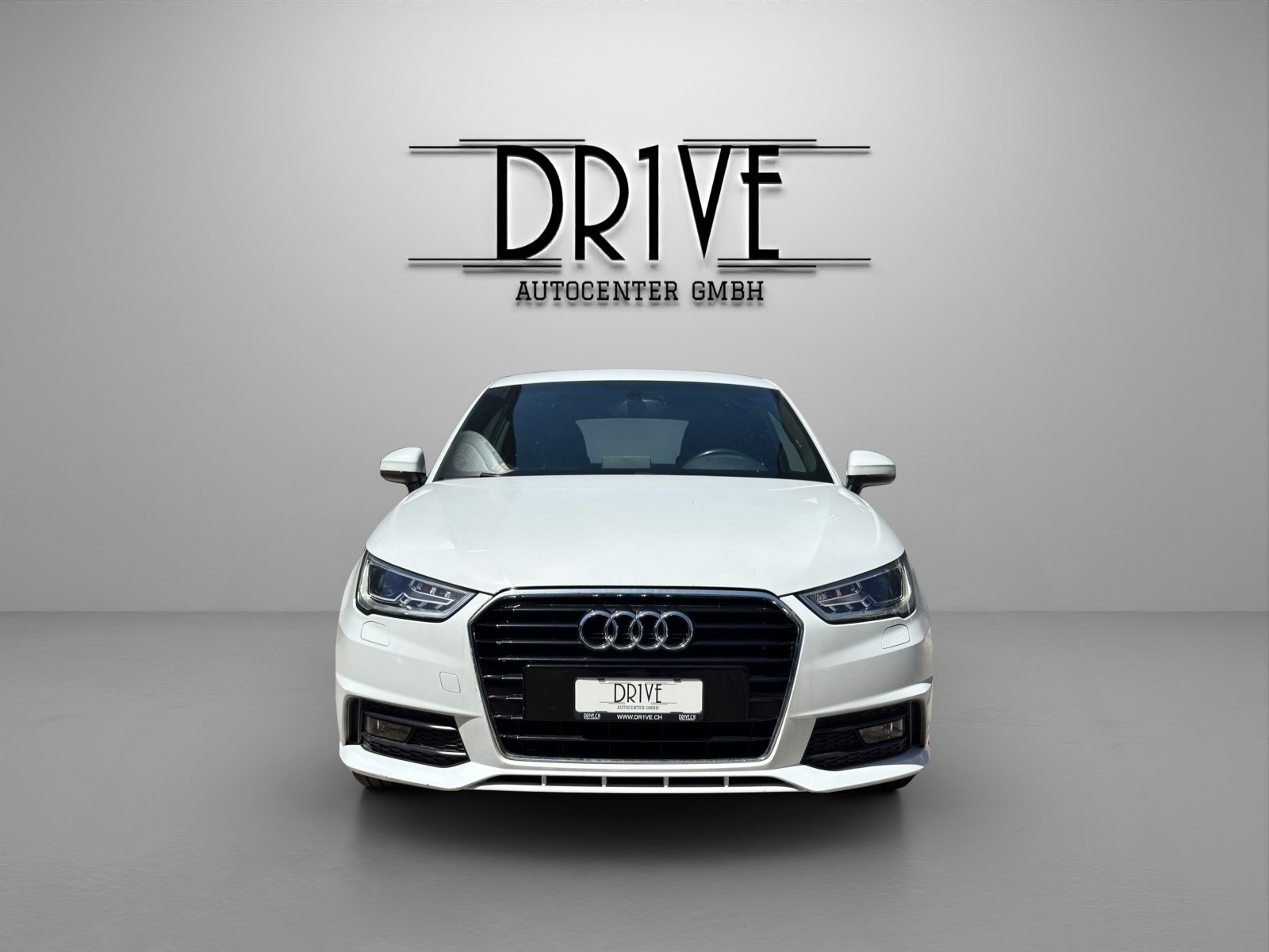 AUDI A1 1.0 TFSI-image-1