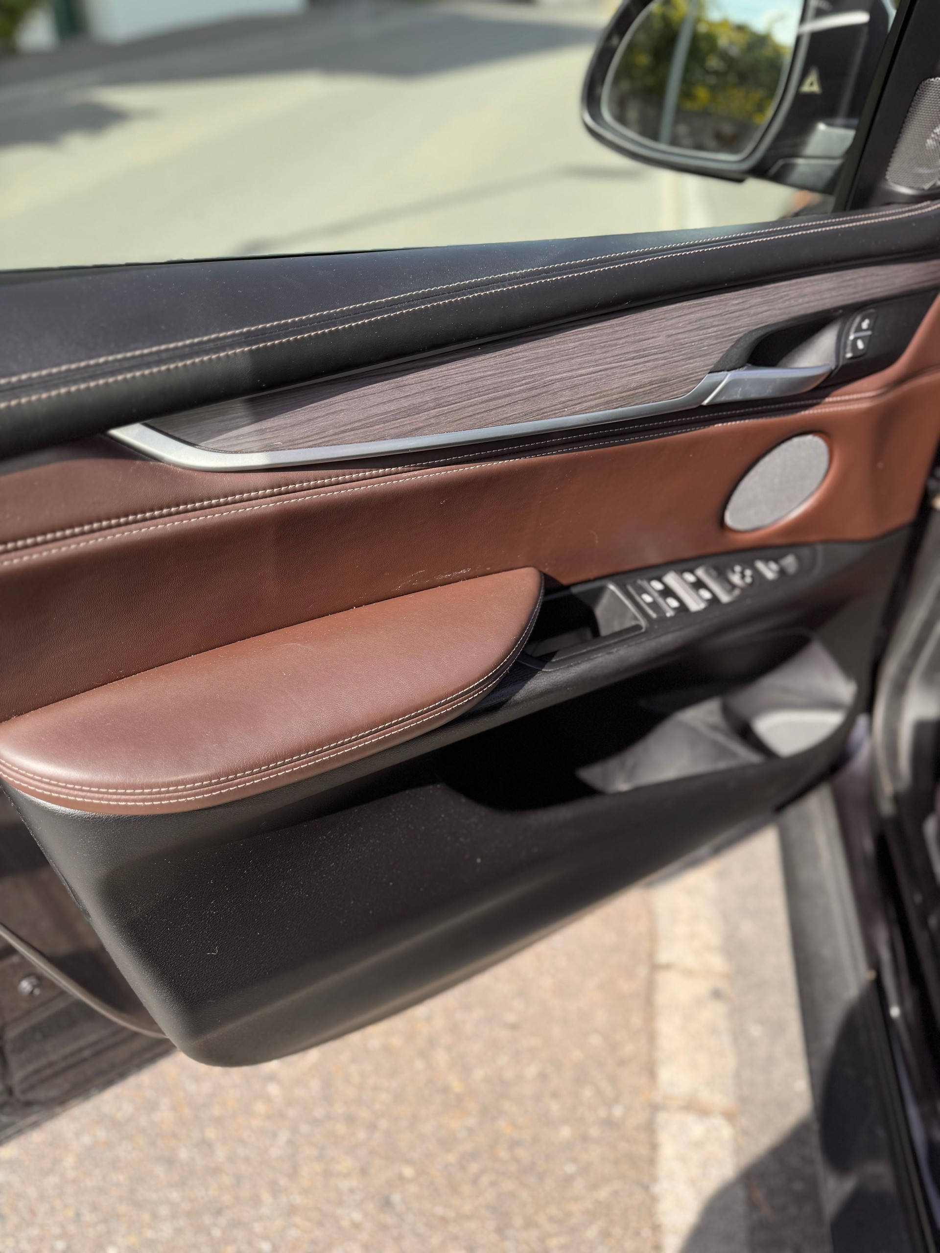 BMW 30d xDrive - sehr gute Ausstattung-image-4