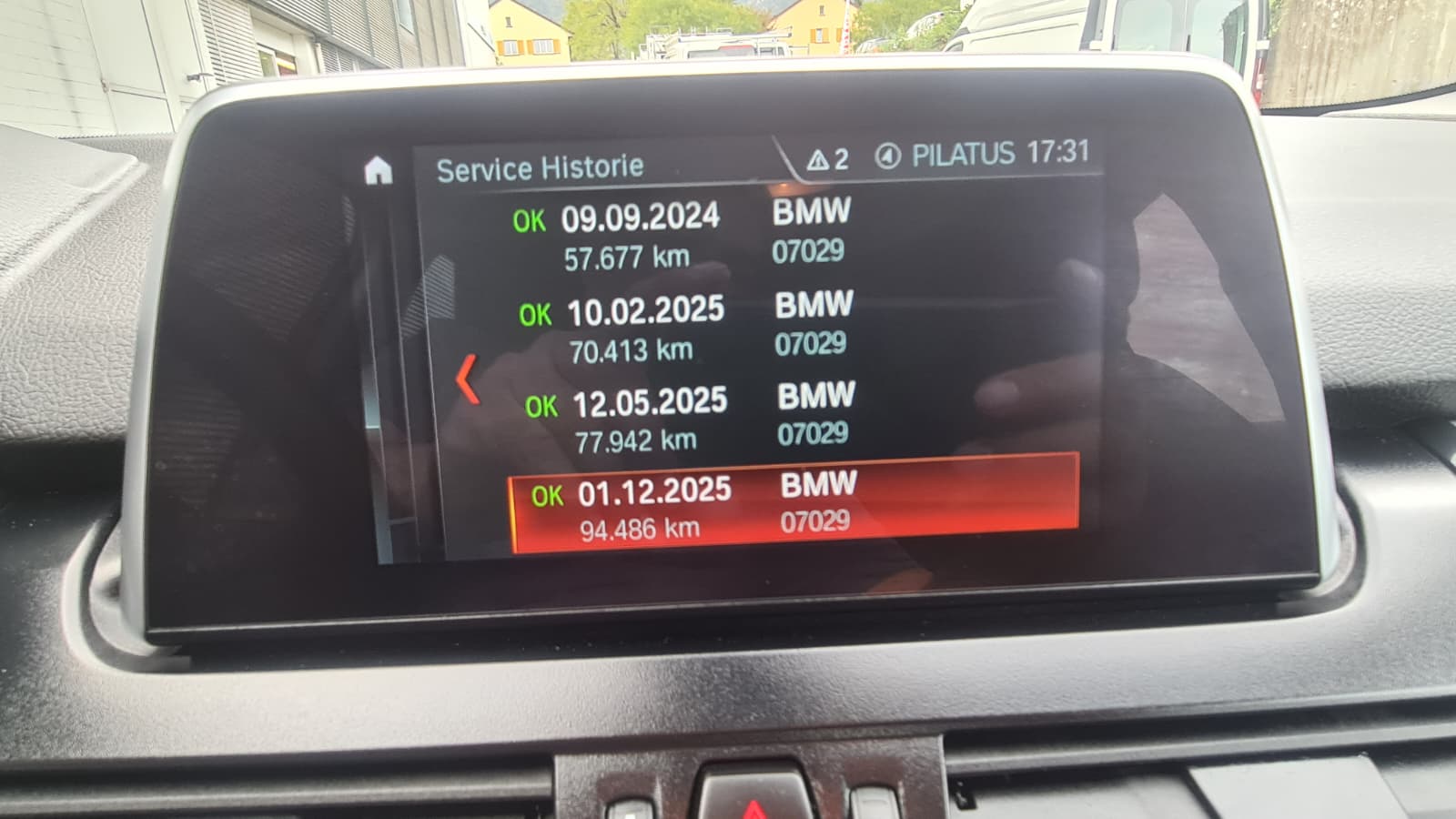 BMW 218d xDrive Gran Tourer Steptronic ** Gr-Navi ** PDC Hinten ** Tempomat ** Anh-Kupplung ** Frisch Ab MFK & Service **-image-14