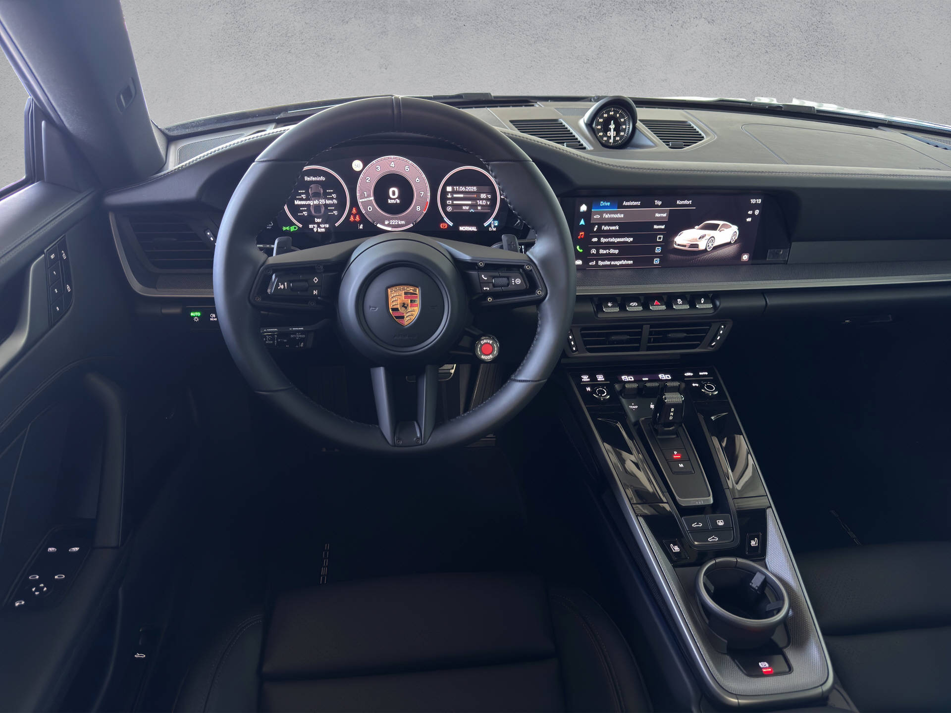 PORSCHE 911 Carrera-image-5