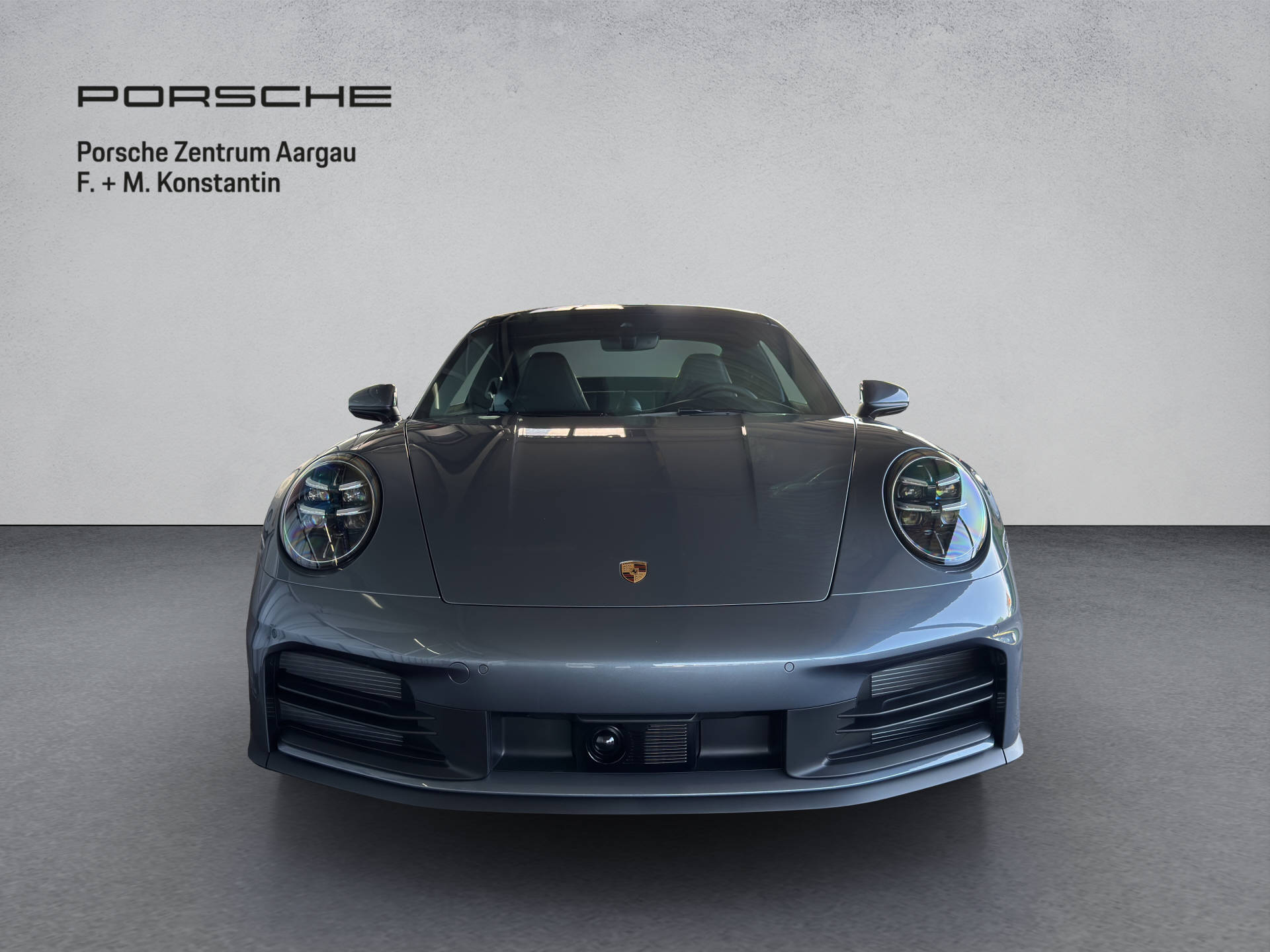 PORSCHE 911 Carrera-image-1