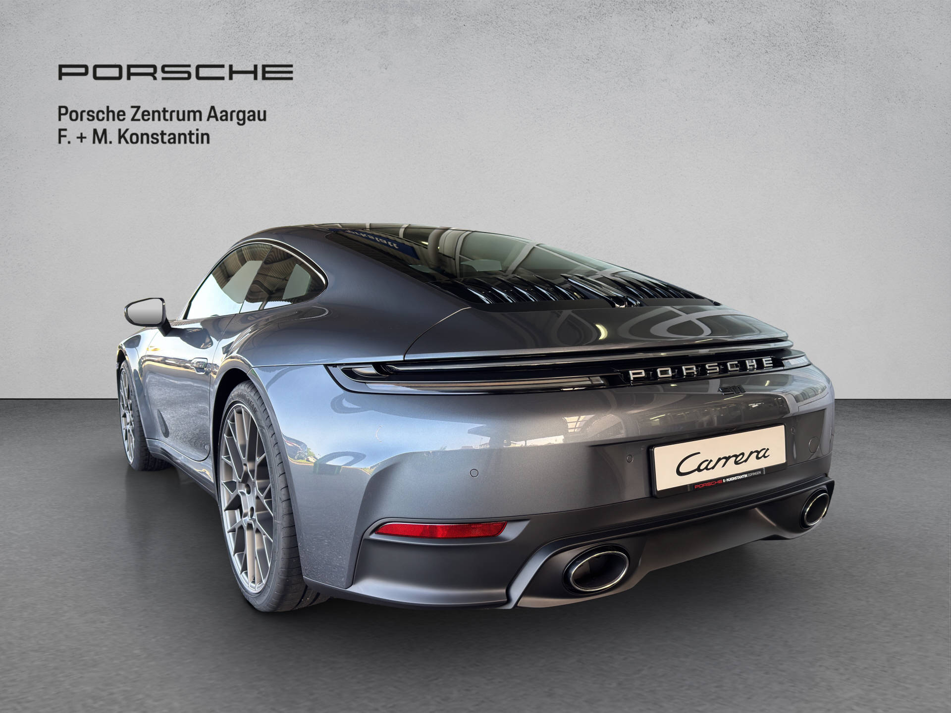 PORSCHE 911 Carrera-image-3