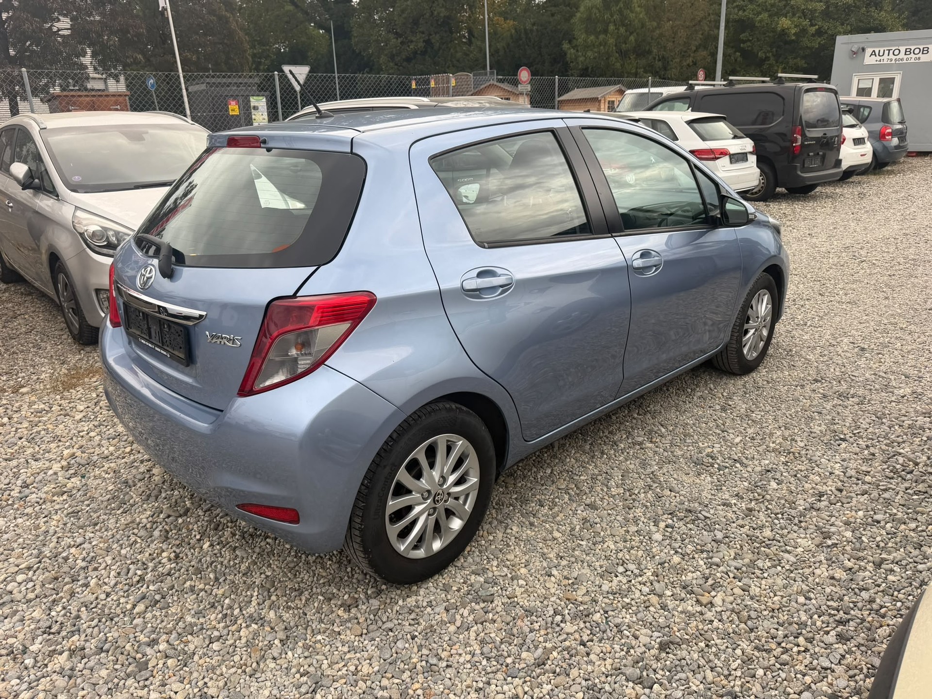 TOYOTA Yaris 1.33 Luna Multidrive-image-3