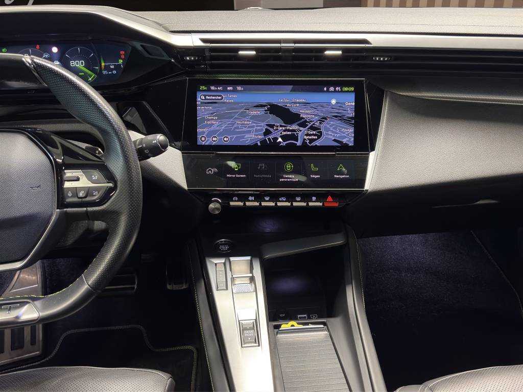 PEUGEOT 308 1.2 Pure Tech GT Pack EAT8-image-13