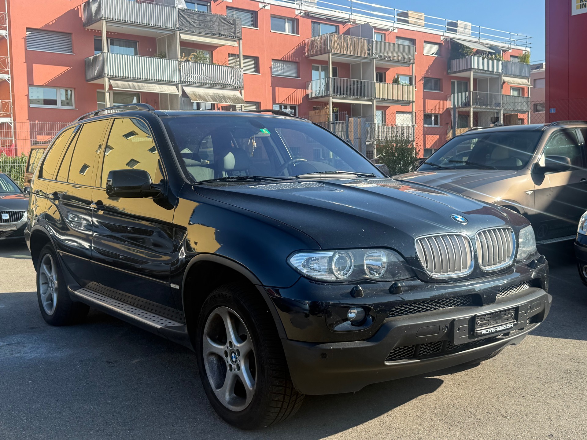 BMW X5 4.4i-image-1