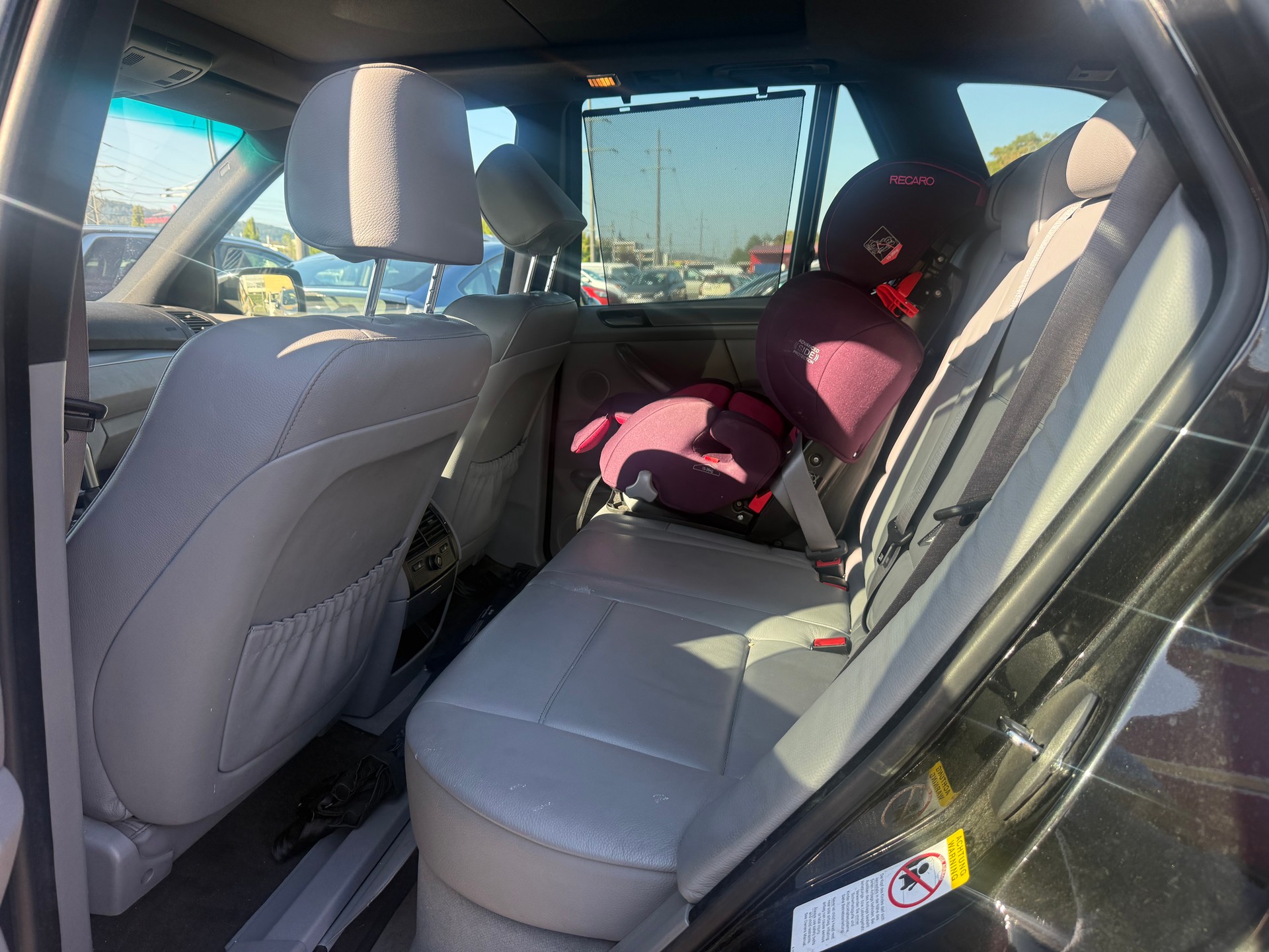 BMW X5 4.4i-image-5
