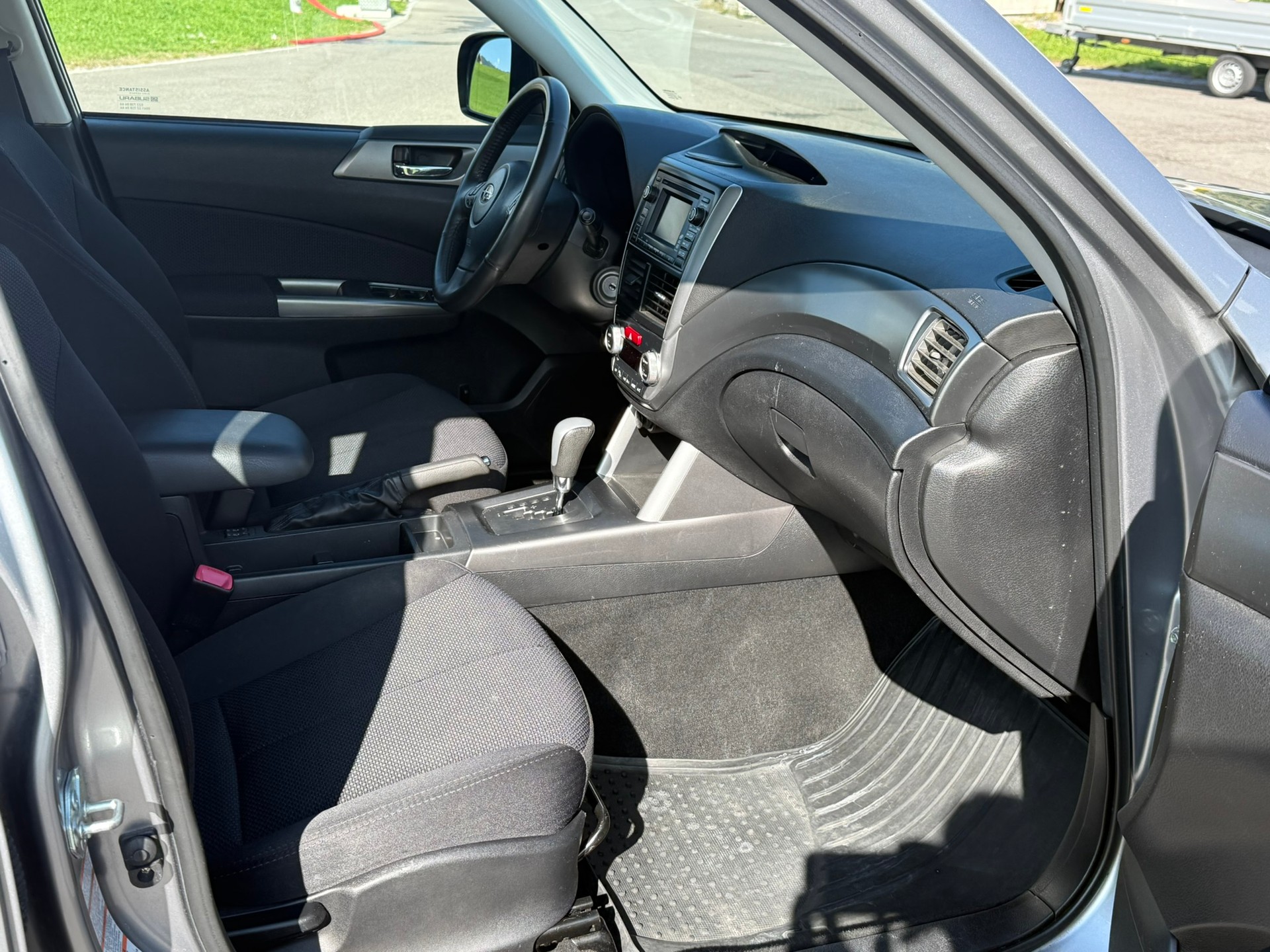 SUBARU Forester 2.0XS Comfort Automatic-image-4