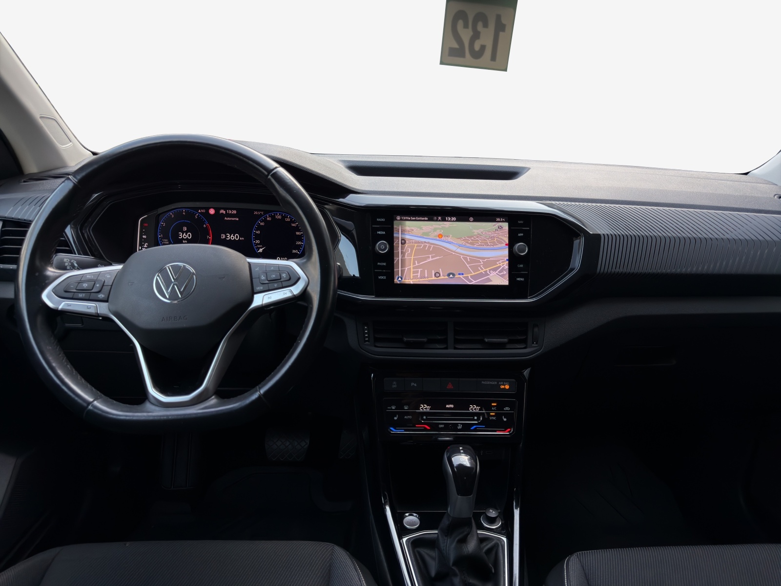 VW T-Cross 1.0 TSI Life Limited DSG-image-8