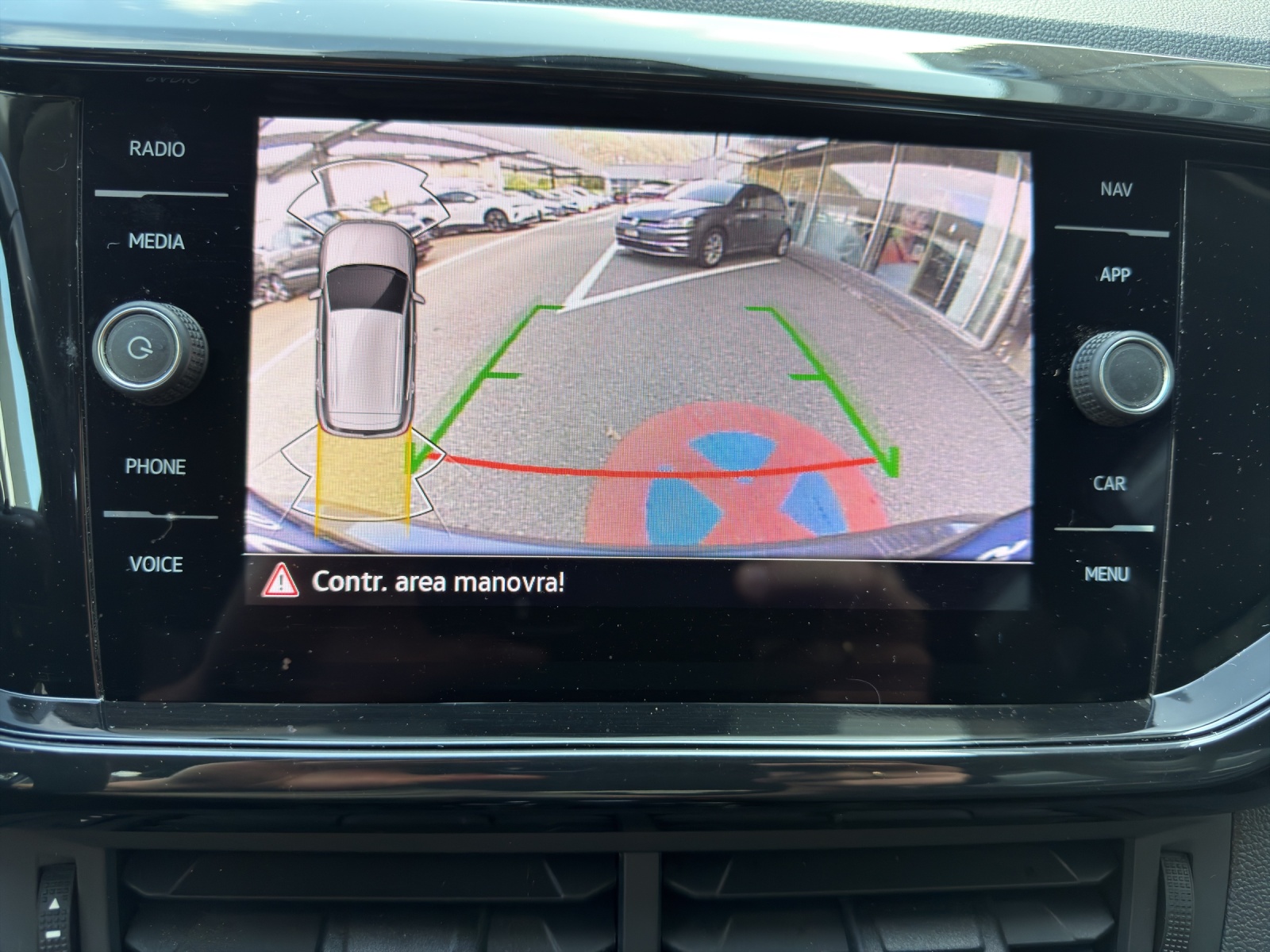 VW T-Cross 1.0 TSI Life Limited DSG-image-13