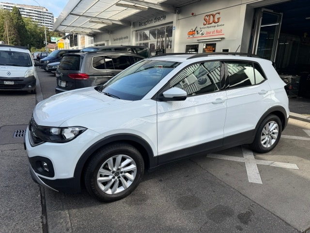 VW Caddy Cargo 1.5 TSI Entry-image-2