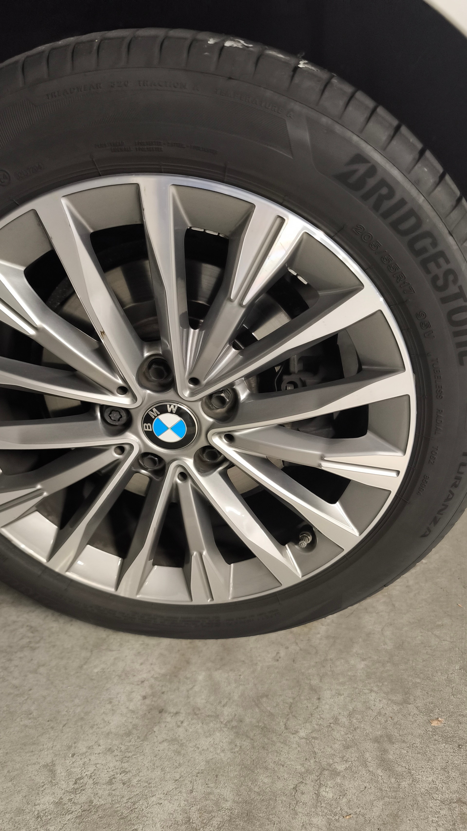 BMW 220d xDrive GT Gran Tourer-image-4