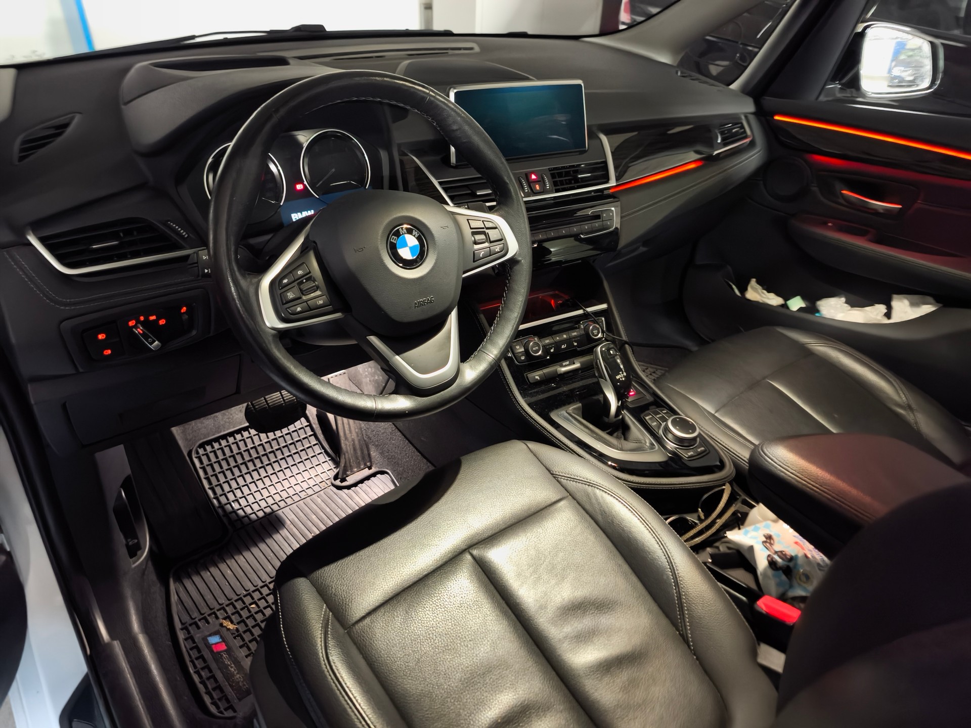 BMW 220d xDrive GT Gran Tourer-image-5