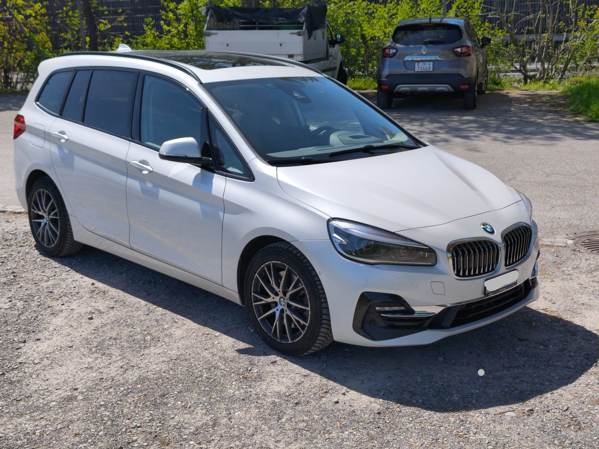 BMW 220d xDrive GT Gran Tourer-image-2