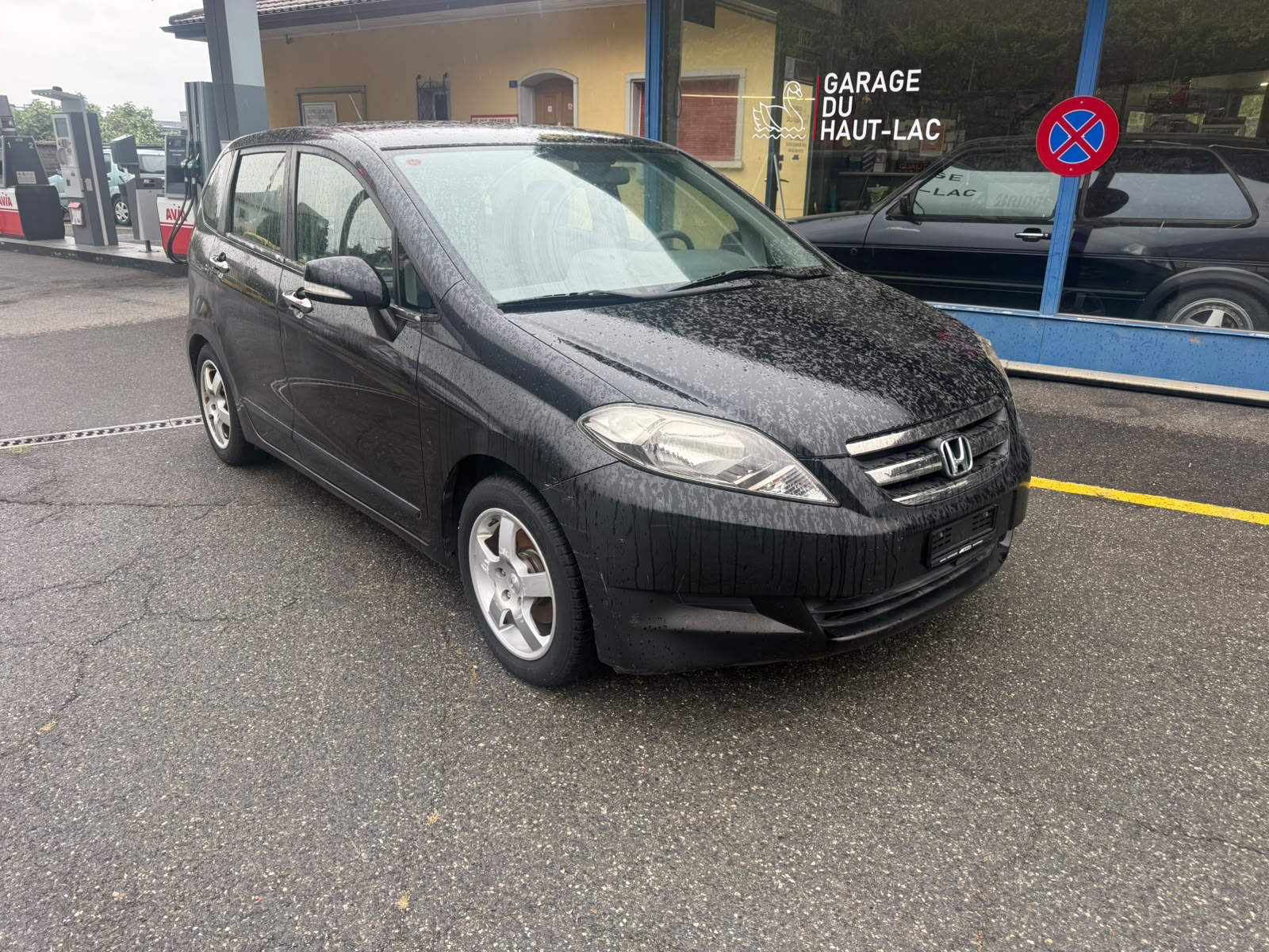 HONDA FR-V 1.8i Swiss-image-0