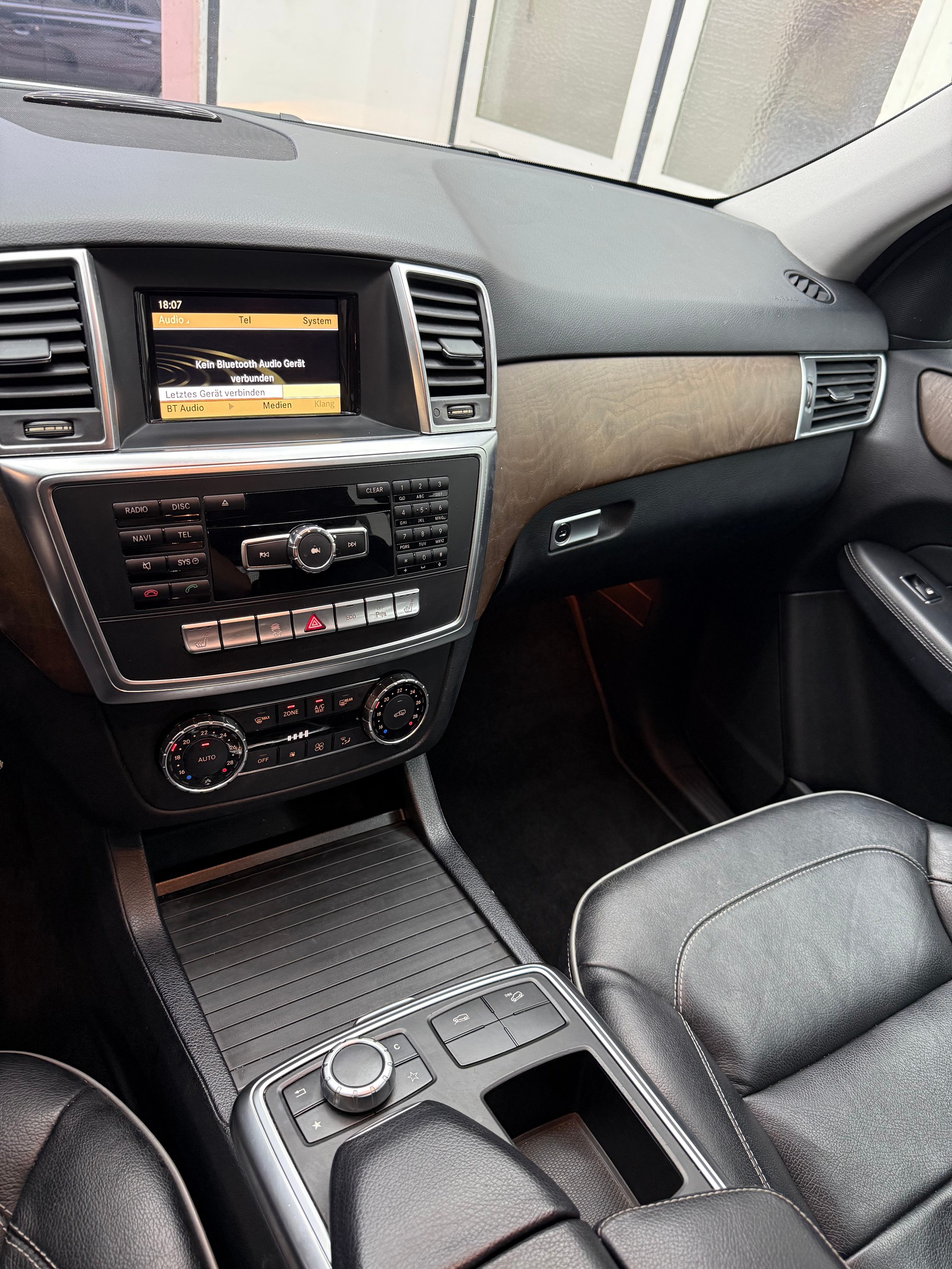 MERCEDES-BENZ ML 350 BlueTEC 4Matic 7G-Tronic-image-9