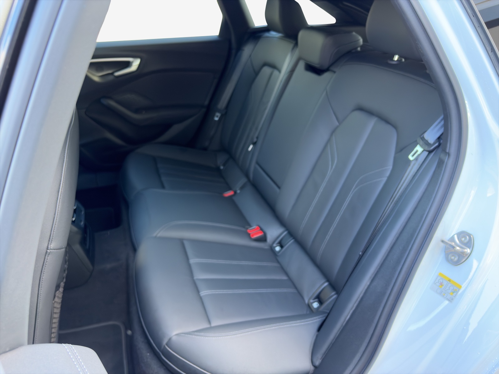 AUDI A5 Avant TFSI quattro 150 kW S tronic-image-11