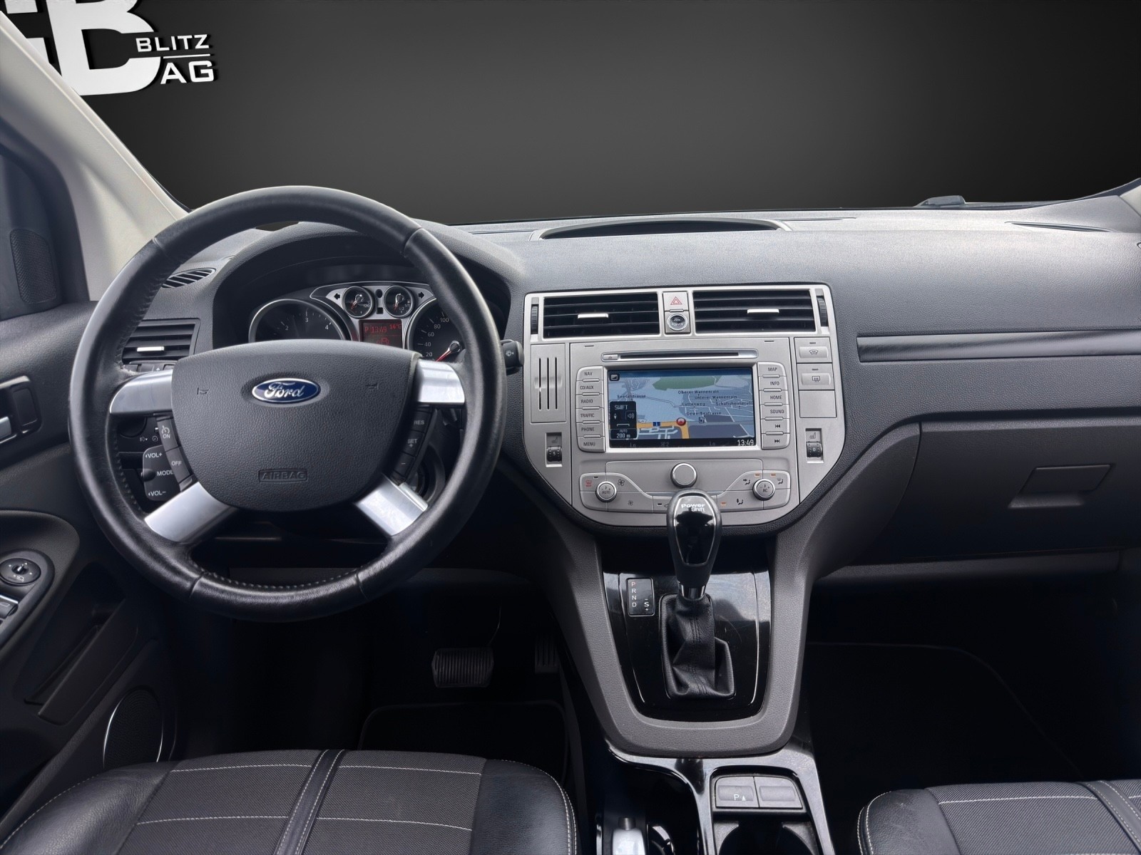 FORD Kuga 2.0 TDCi Titanium 4WD PowerShift mit 140 PS-image-10