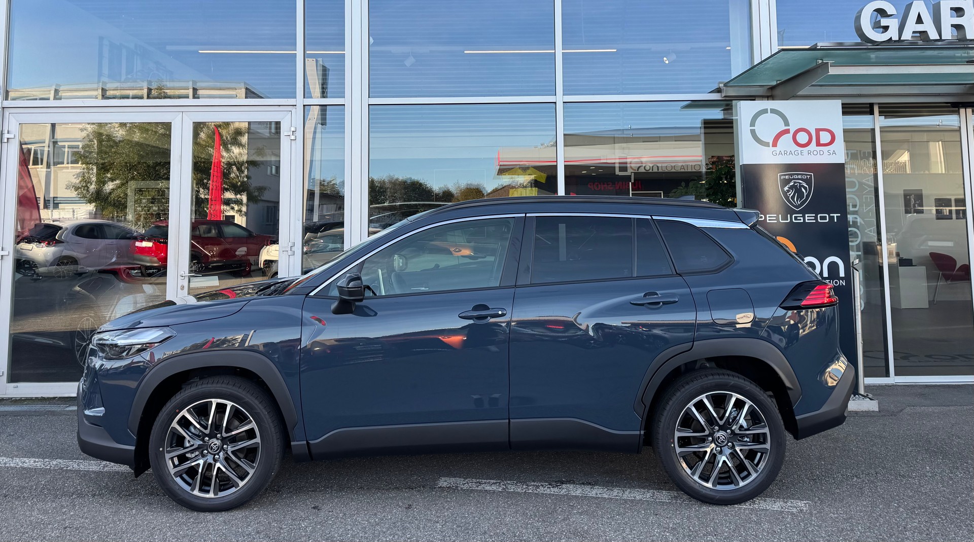 TOYOTA Corolla Cross 2.0 Trend e-CVT-image-3