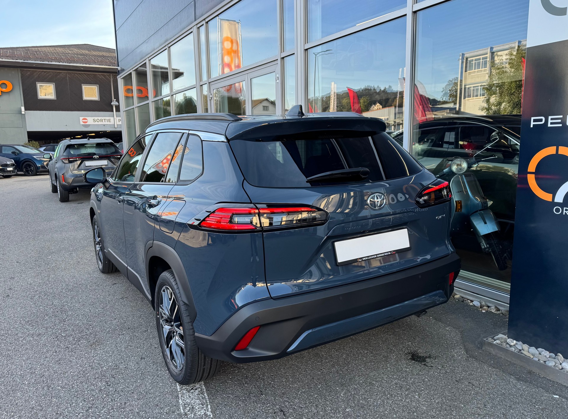 TOYOTA Corolla Cross 2.0 Trend e-CVT-image-5