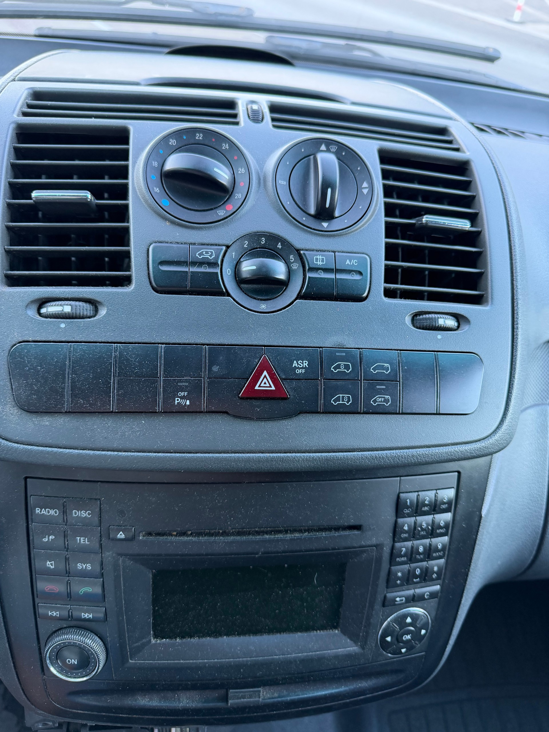 MERCEDES-BENZ Vito 113 CDI Blue Efficiency L-image-9