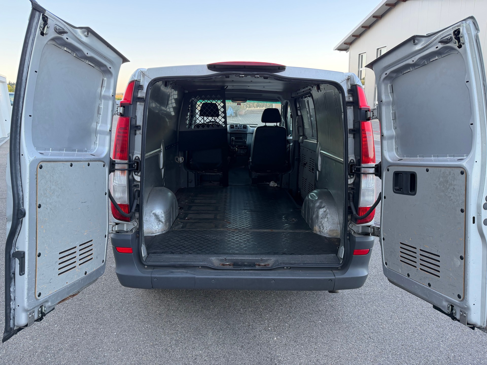MERCEDES-BENZ Vito 113 CDI Blue Efficiency L-image-5