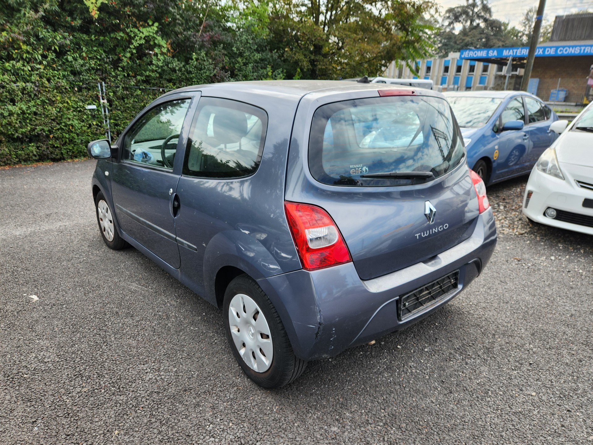 RENAULT Twingo 1.2 16V Initiale-image-1