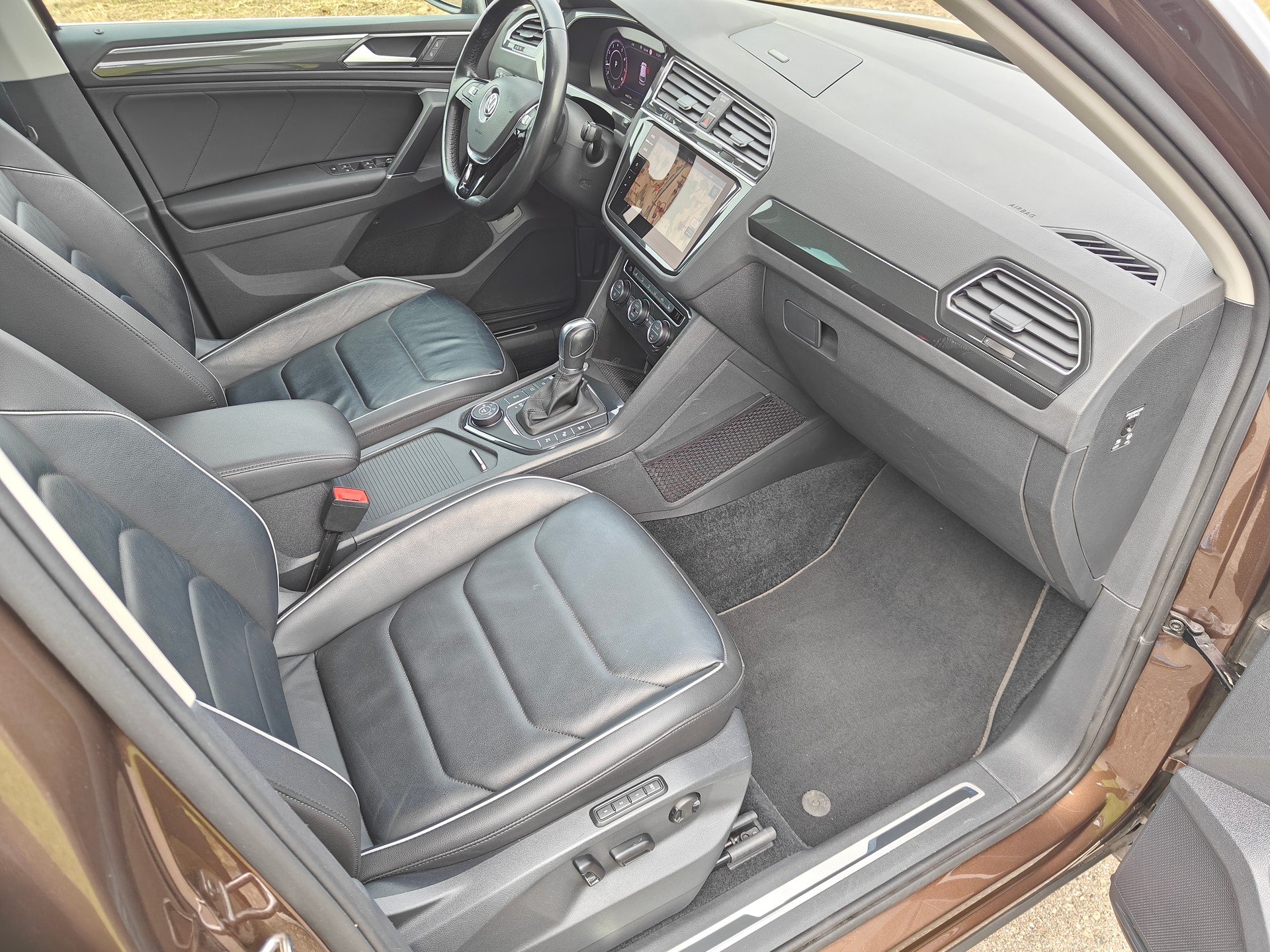 VW Tiguan 2.0TSI Highline 4Motion DSG *R-line*-image-8