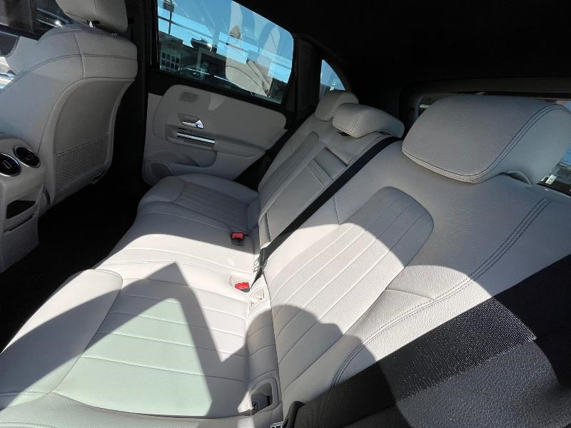 MERCEDES-BENZ B 220 4Matic Progressive 7G-DCT-image-7