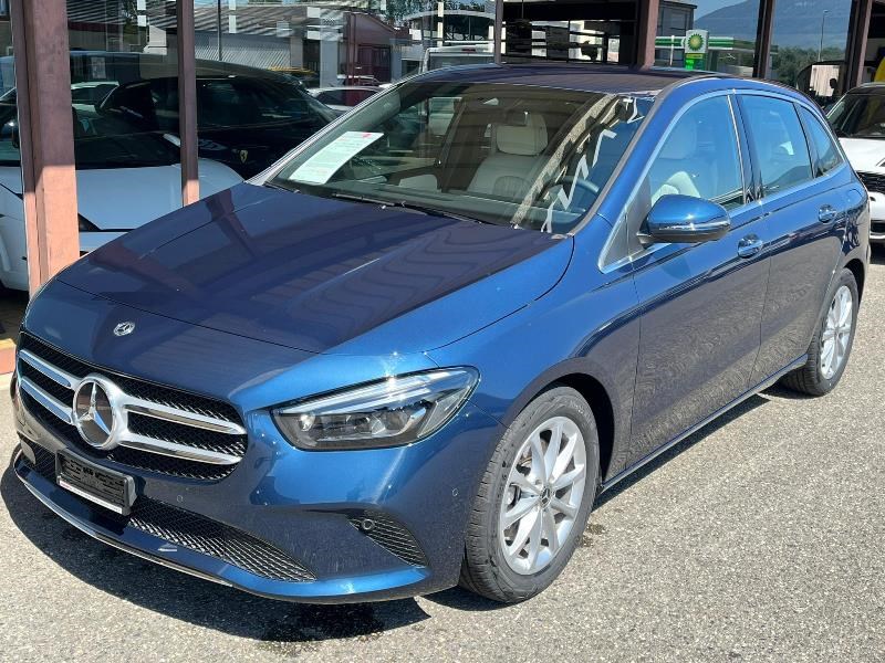 MERCEDES-BENZ B 220 4Matic Progressive 7G-DCT-image-1