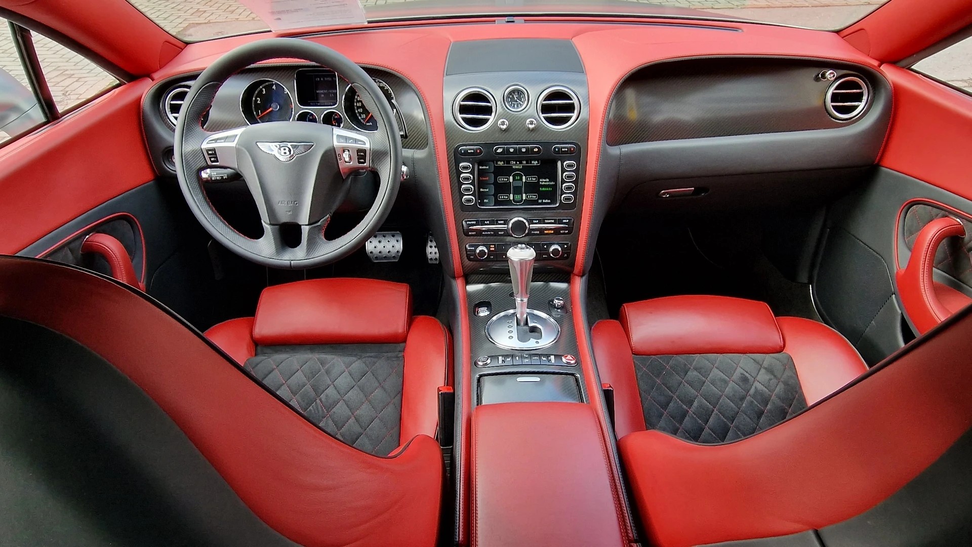 BENTLEY Continental Supersports 6.0 W12-image-10