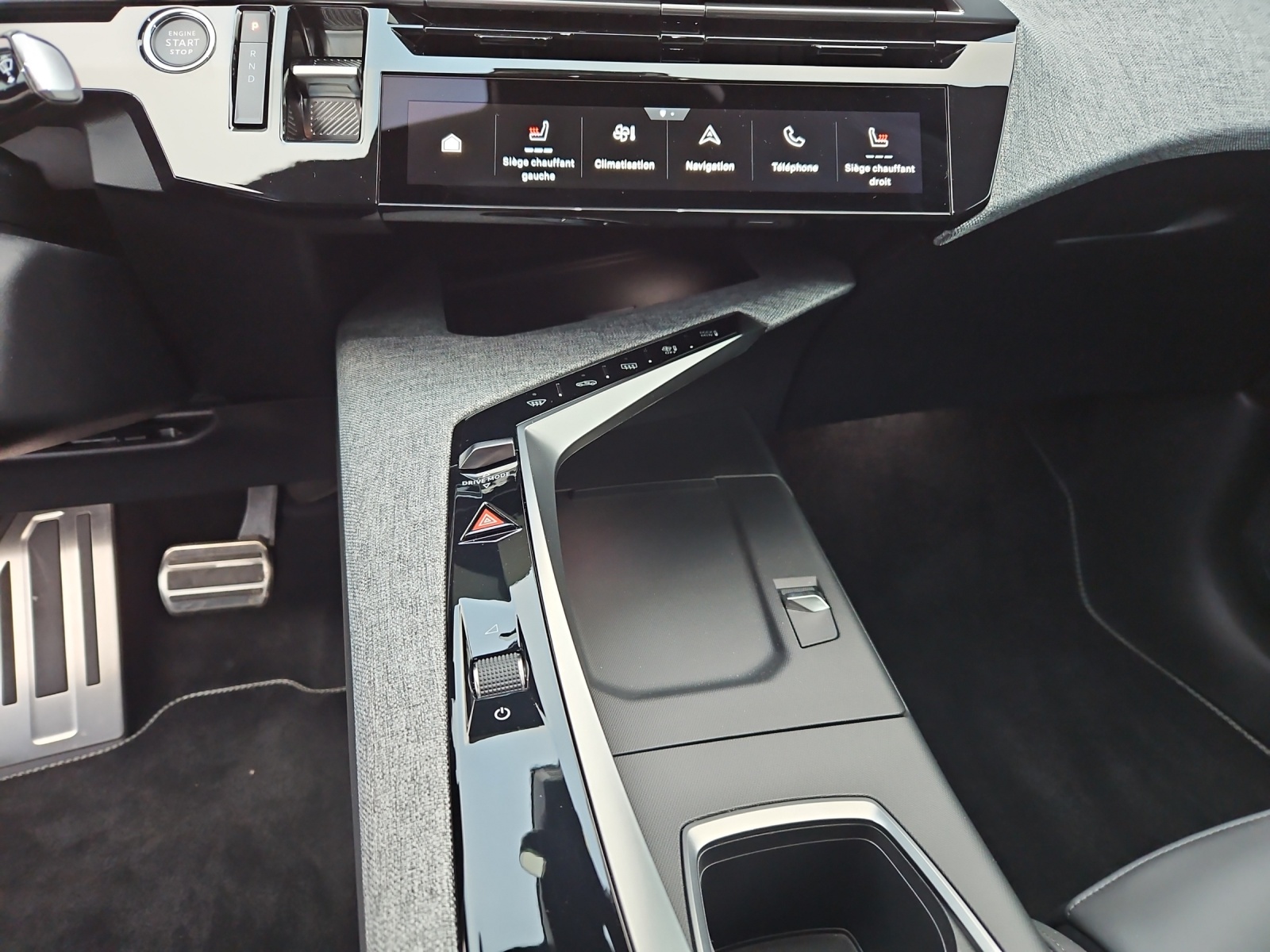 PEUGEOT 3008 73kWh GT-image-21