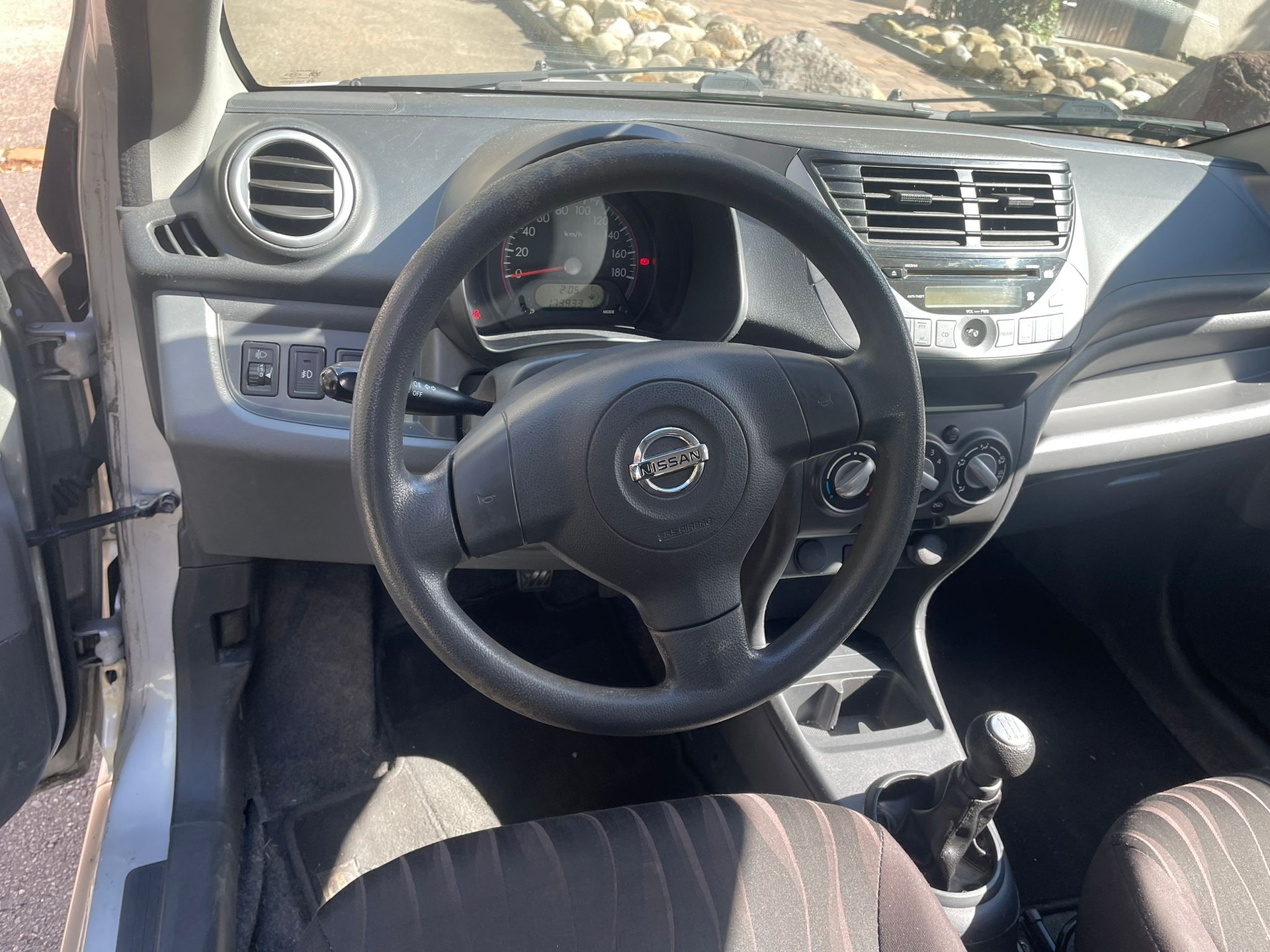 NISSAN Pixo 1.0 acenta-image-7