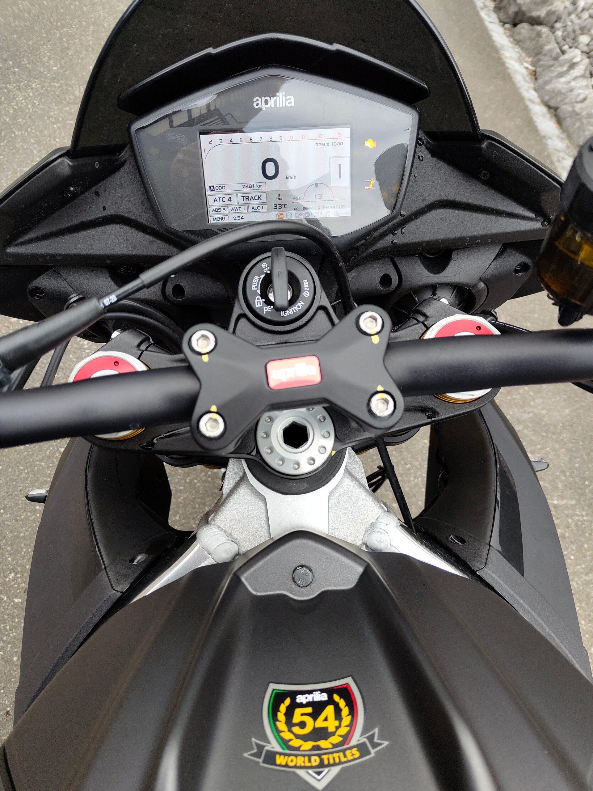 APRILIA Tuono V4 1100 RR-image-5