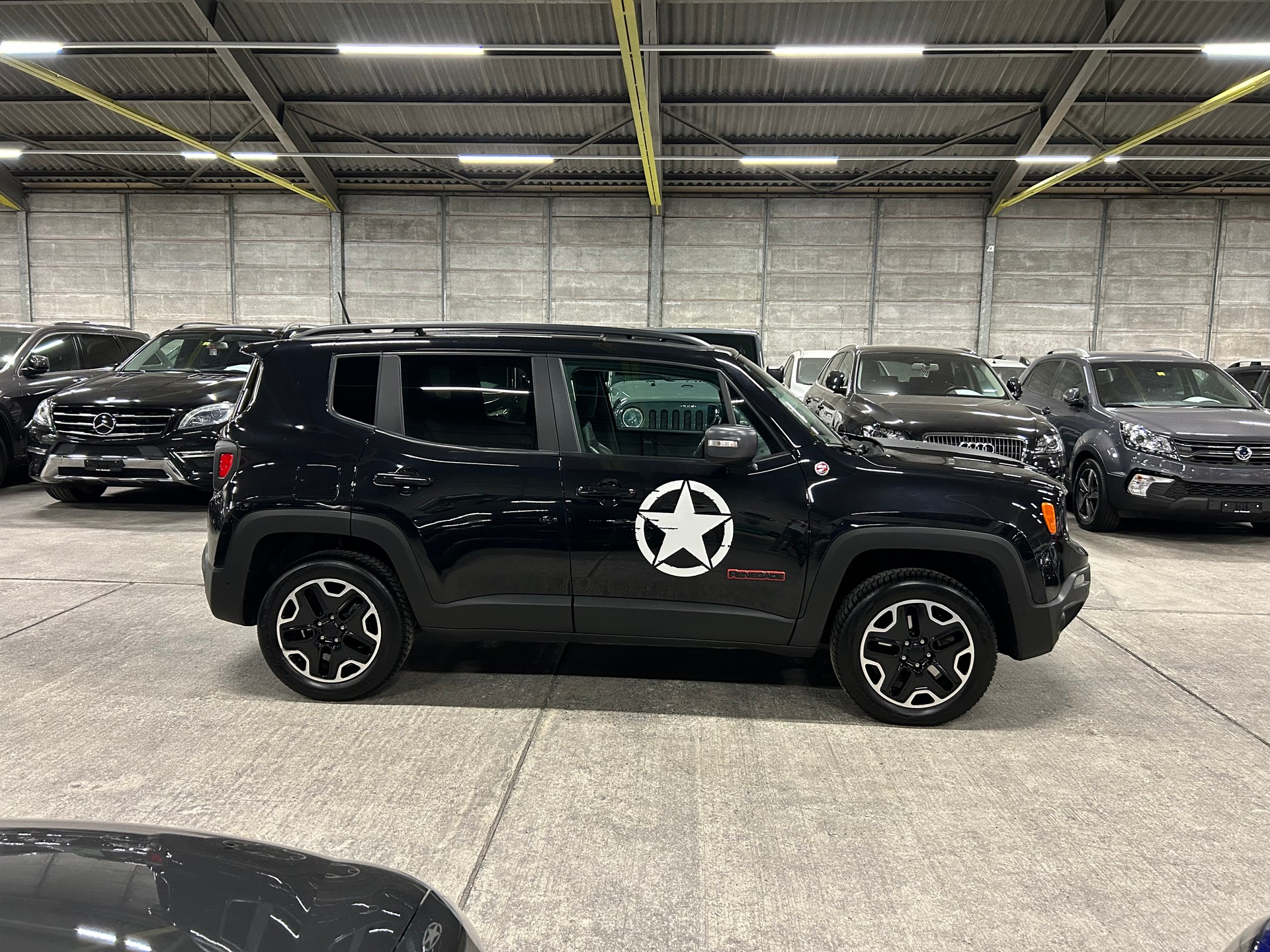 JEEP Renegade 2.0 CRD Trailhawk AWD + Low Range 9ATX-image-2
