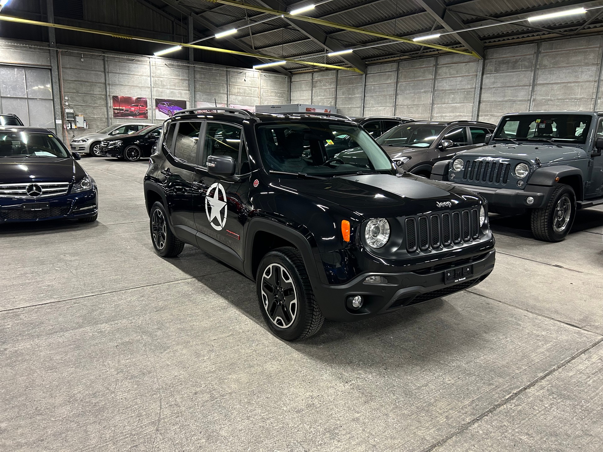 JEEP Renegade 2.0 CRD Trailhawk AWD + Low Range 9ATX-image-1