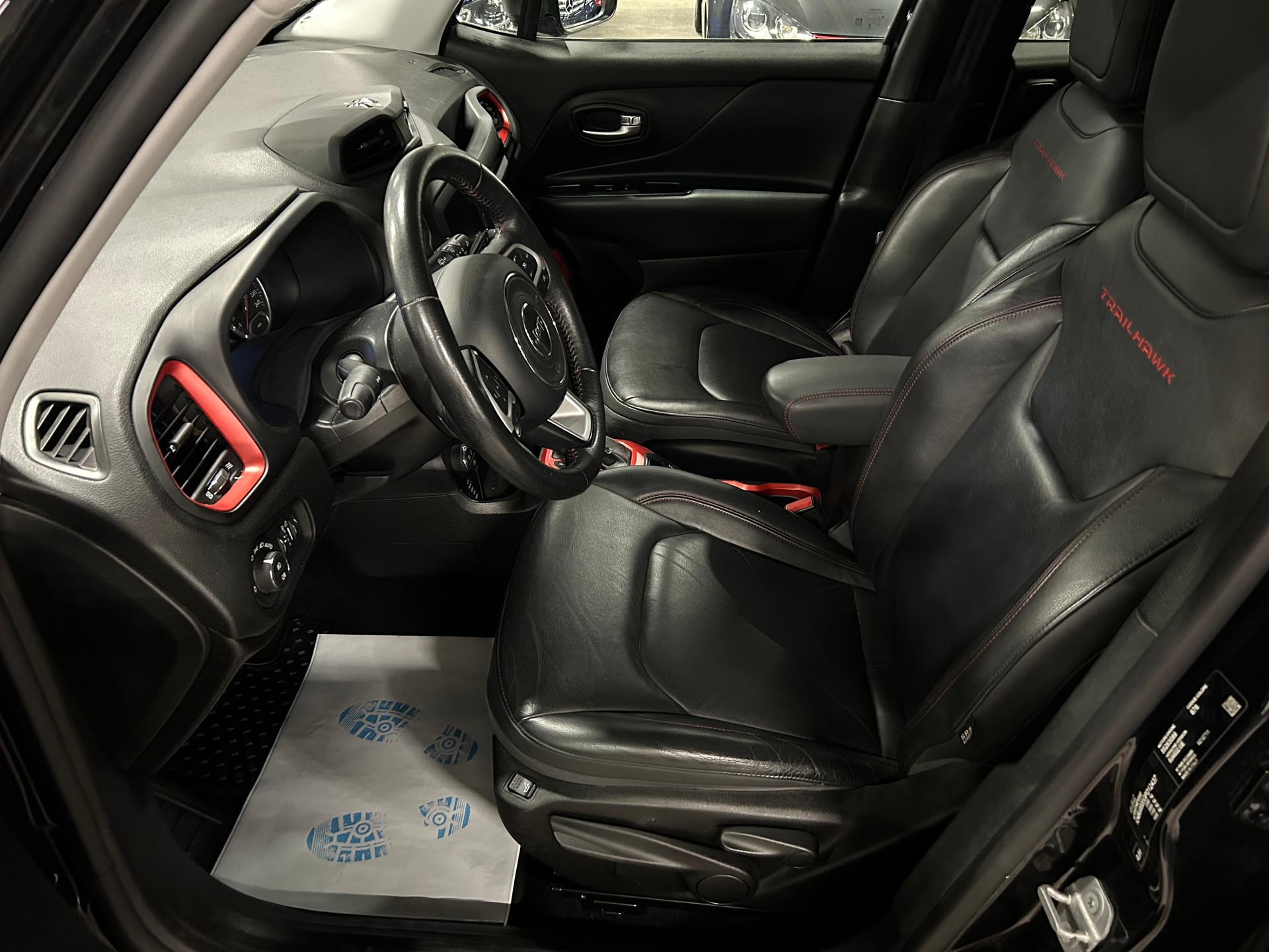 JEEP Renegade 2.0 CRD Trailhawk AWD + Low Range 9ATX-image-9