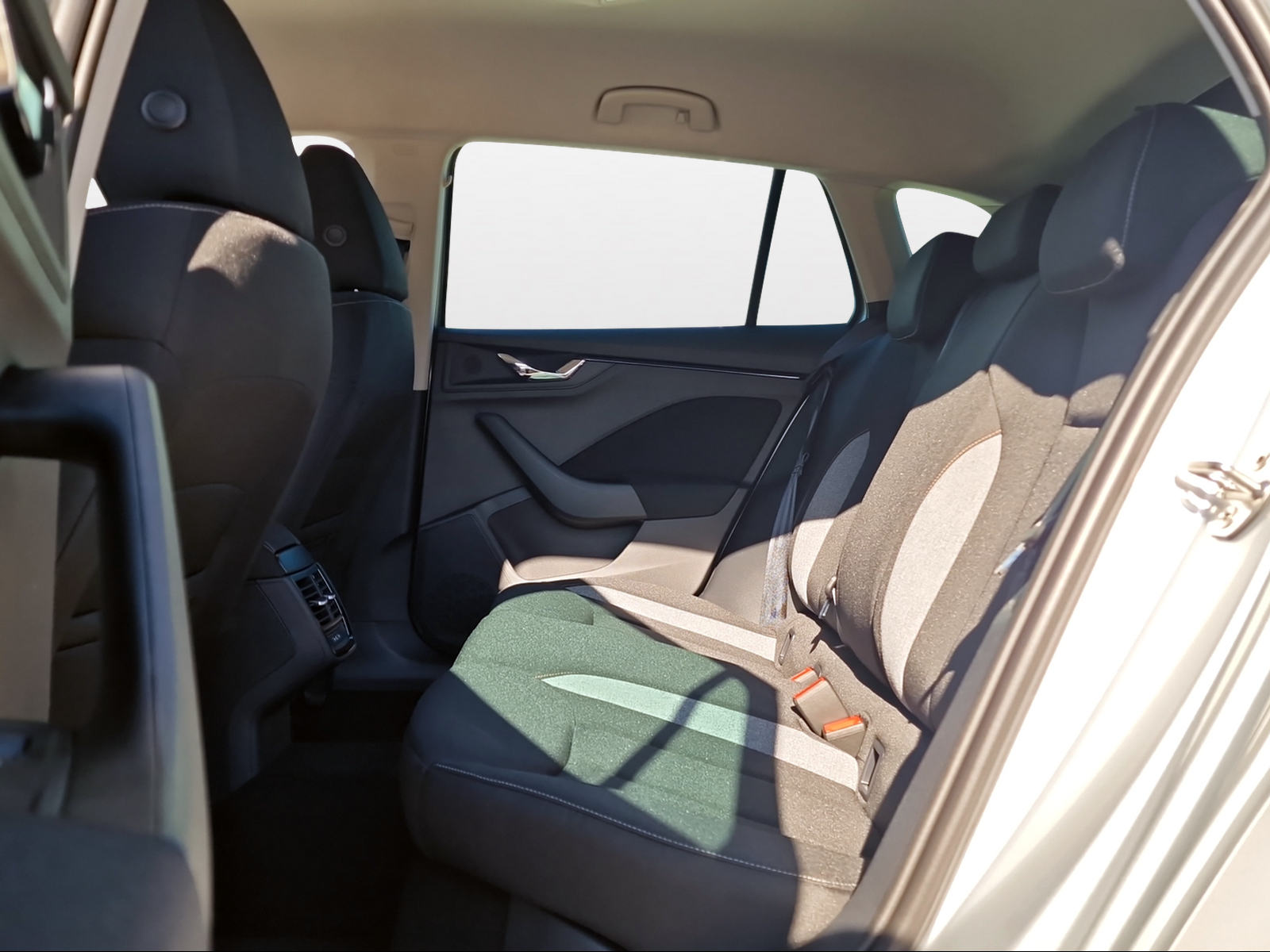 SKODA Scala 1.0 TSI Selection DSG-image-10