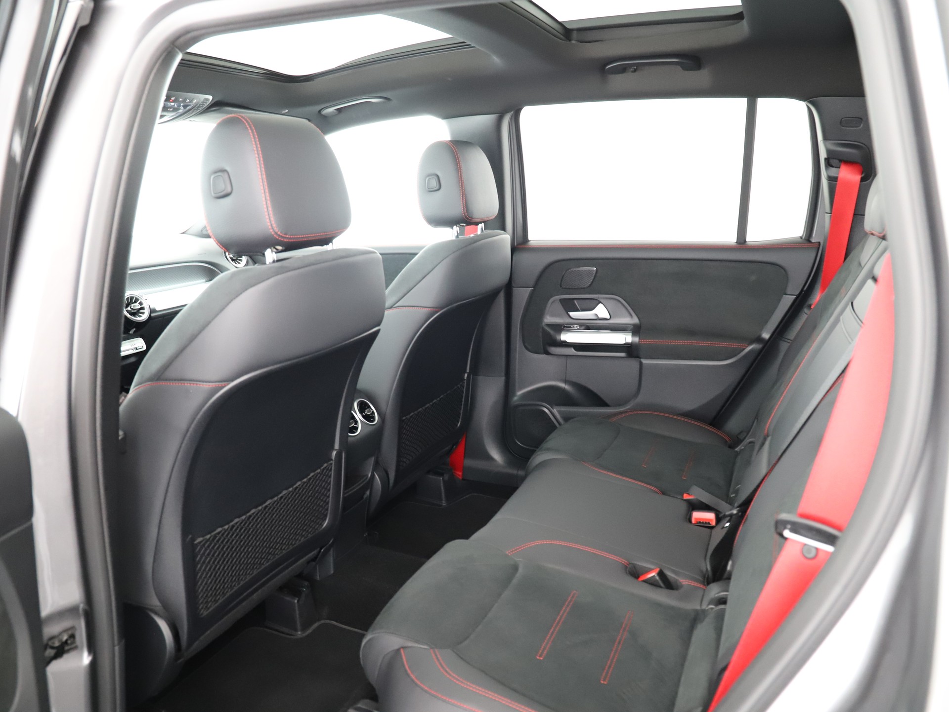MERCEDES-BENZ GLB AMG 35 4M 8G-Tronic 7posti-image-12