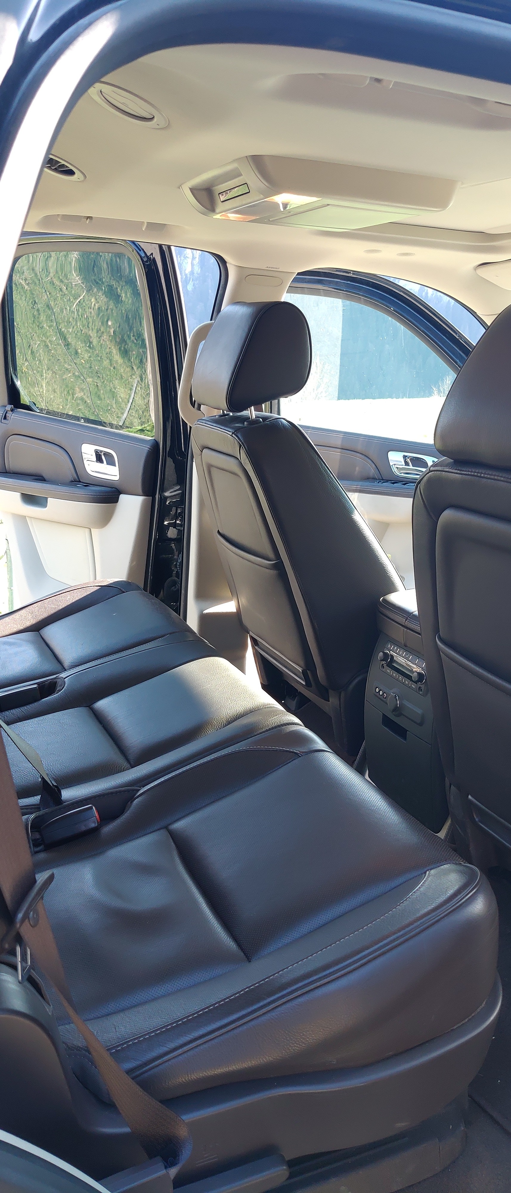 CADILLAC Escalade 6.0 Hybrid Platinum Edition-image-4