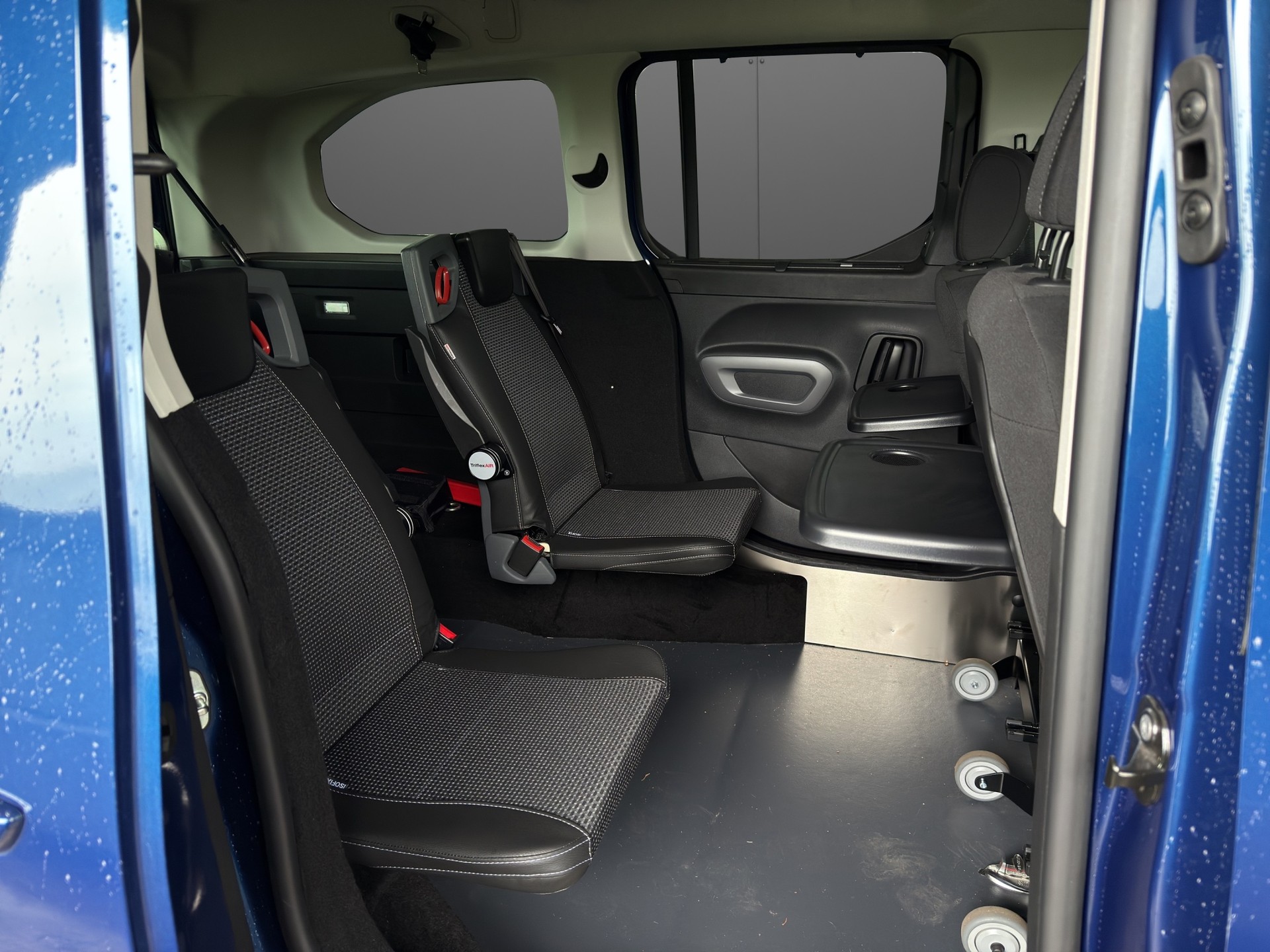 TOYOTA Proace City Verso 1.5 Trend Long Automatik-image-8