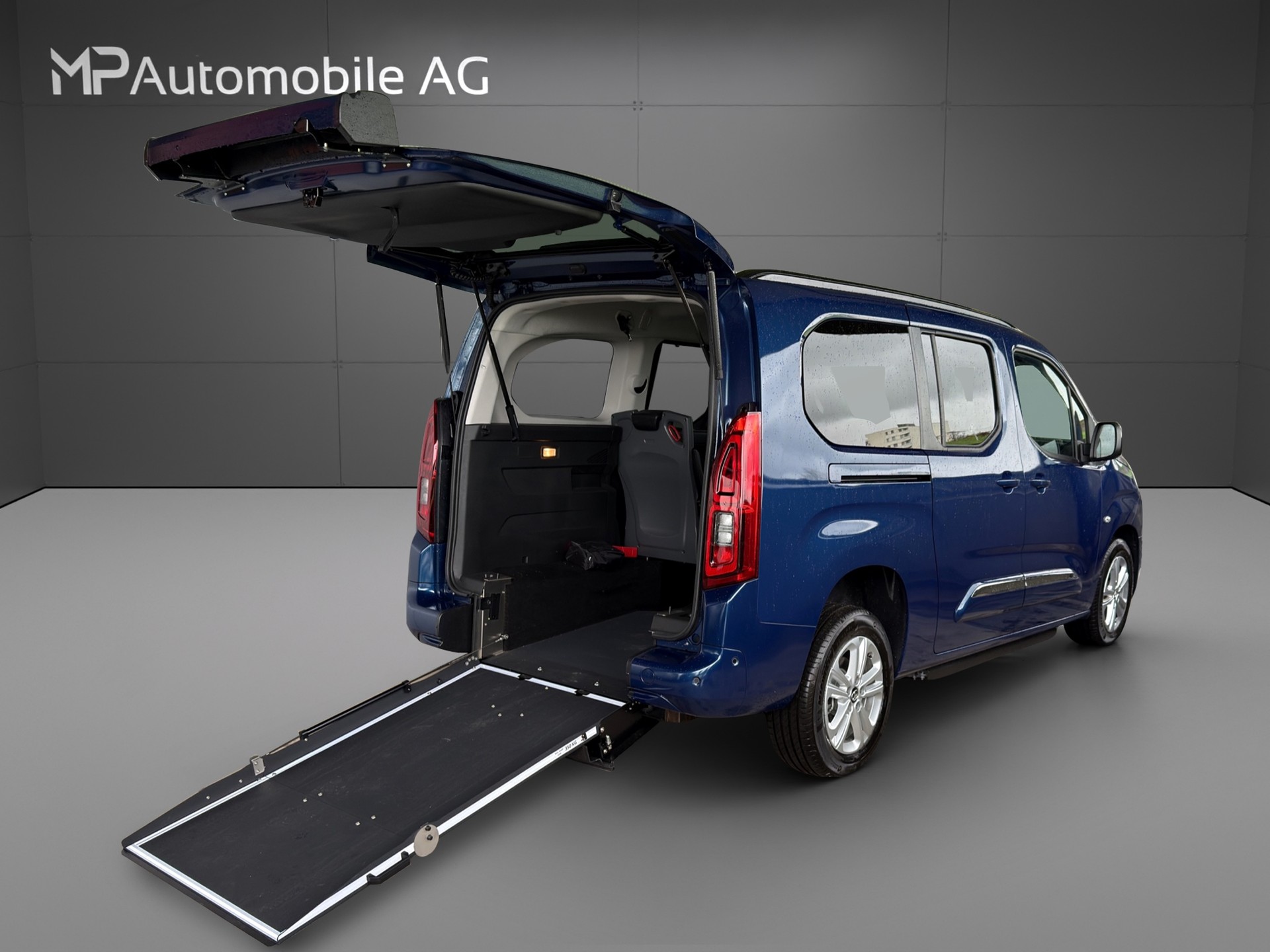 TOYOTA Proace City Verso 1.5 Trend Long Automatik-image-6