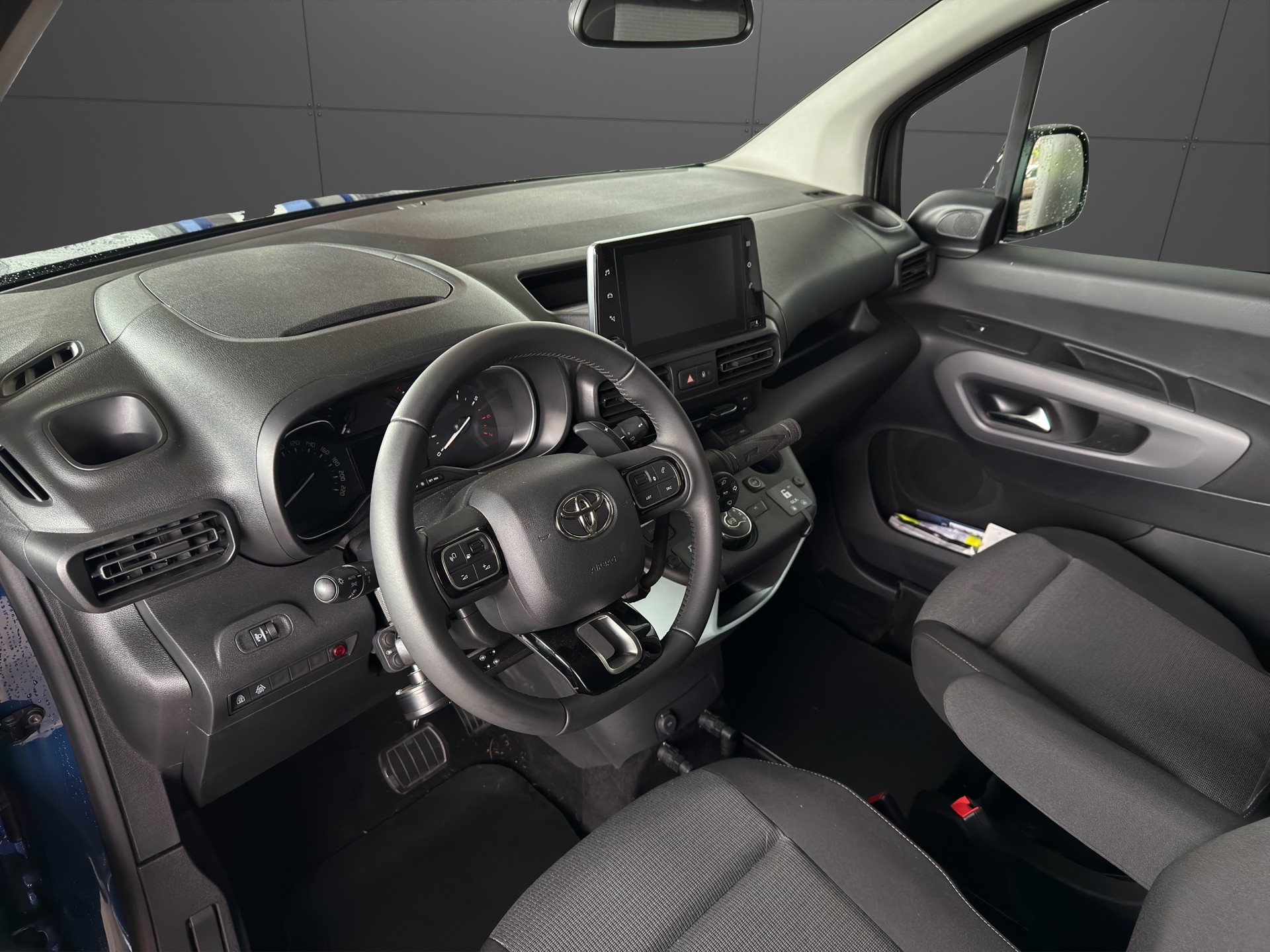 TOYOTA Proace City Verso 1.5 Trend Long Automatik-image-10